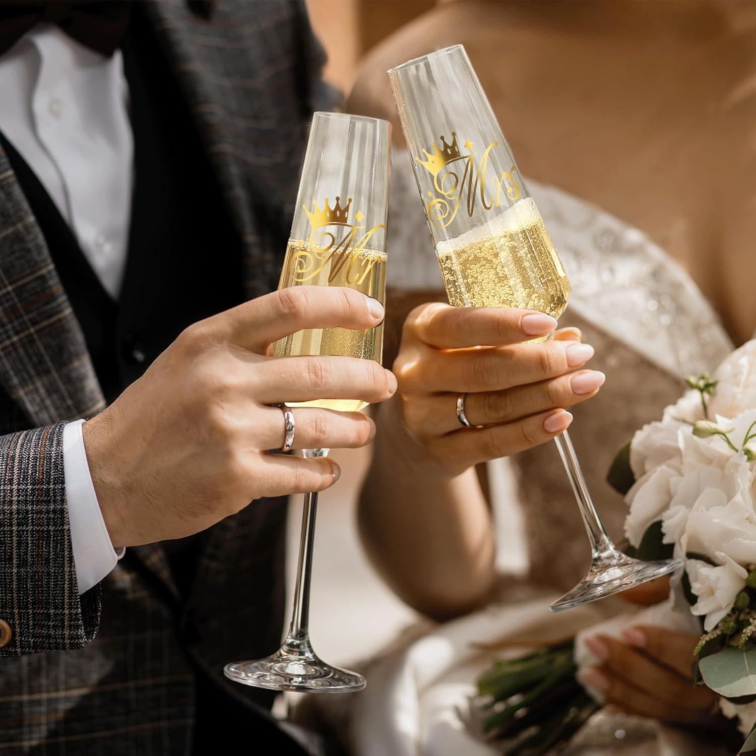 Gold Wedding Cake Knife and Server Set, Mr and Mrs Champagne Flutes Glasses with Cake Cutting Set for Wedding Bridal Shower Gifts
