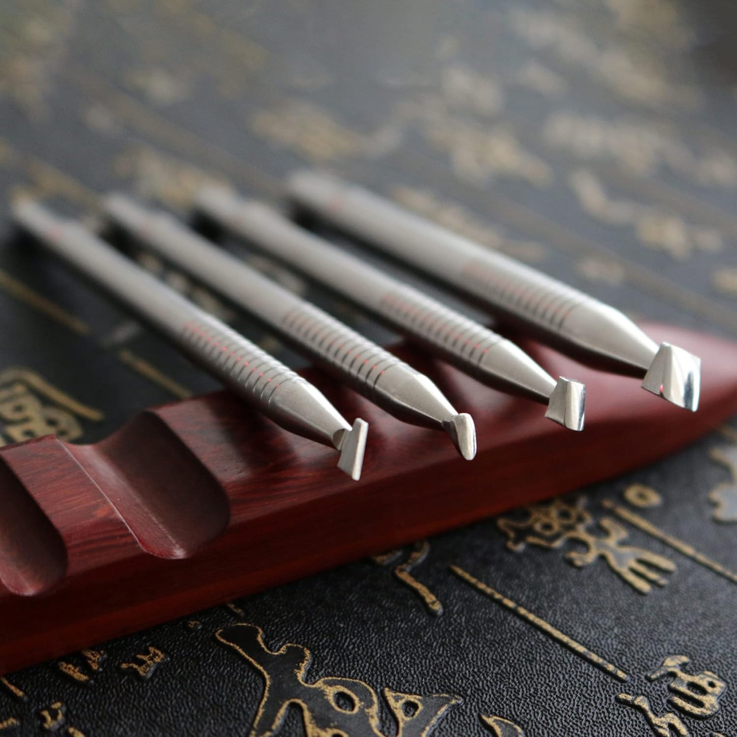 Leather Stamping Tool 304 Stainless Steel Professional Stamp Tools Leather Edge Punch Carving DIY LeatherCrafts (Full Set, 4pcs (XS+S+M+L))
