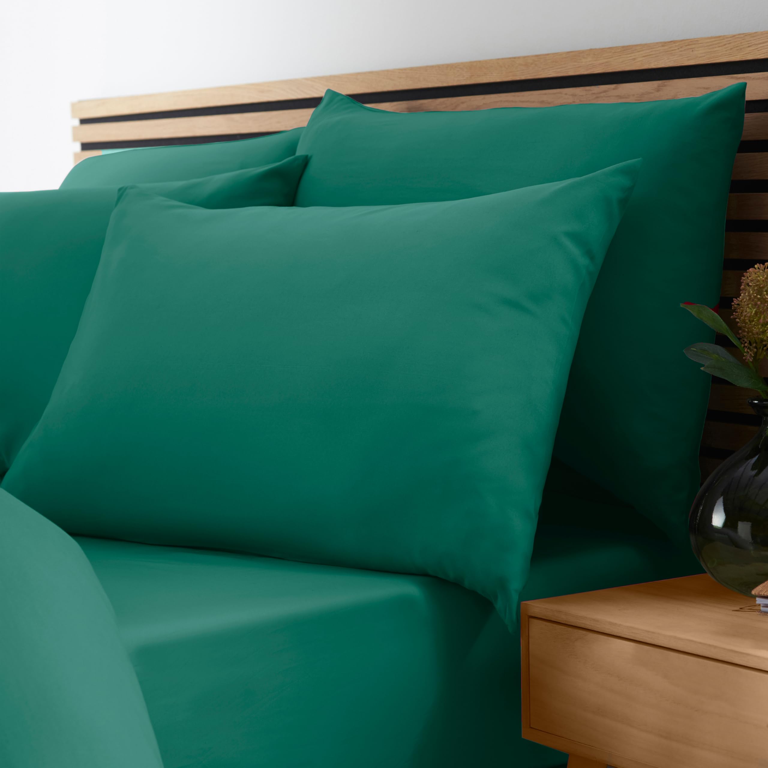 Catherine Lansfield So Soft No Iron Fitted Sheet