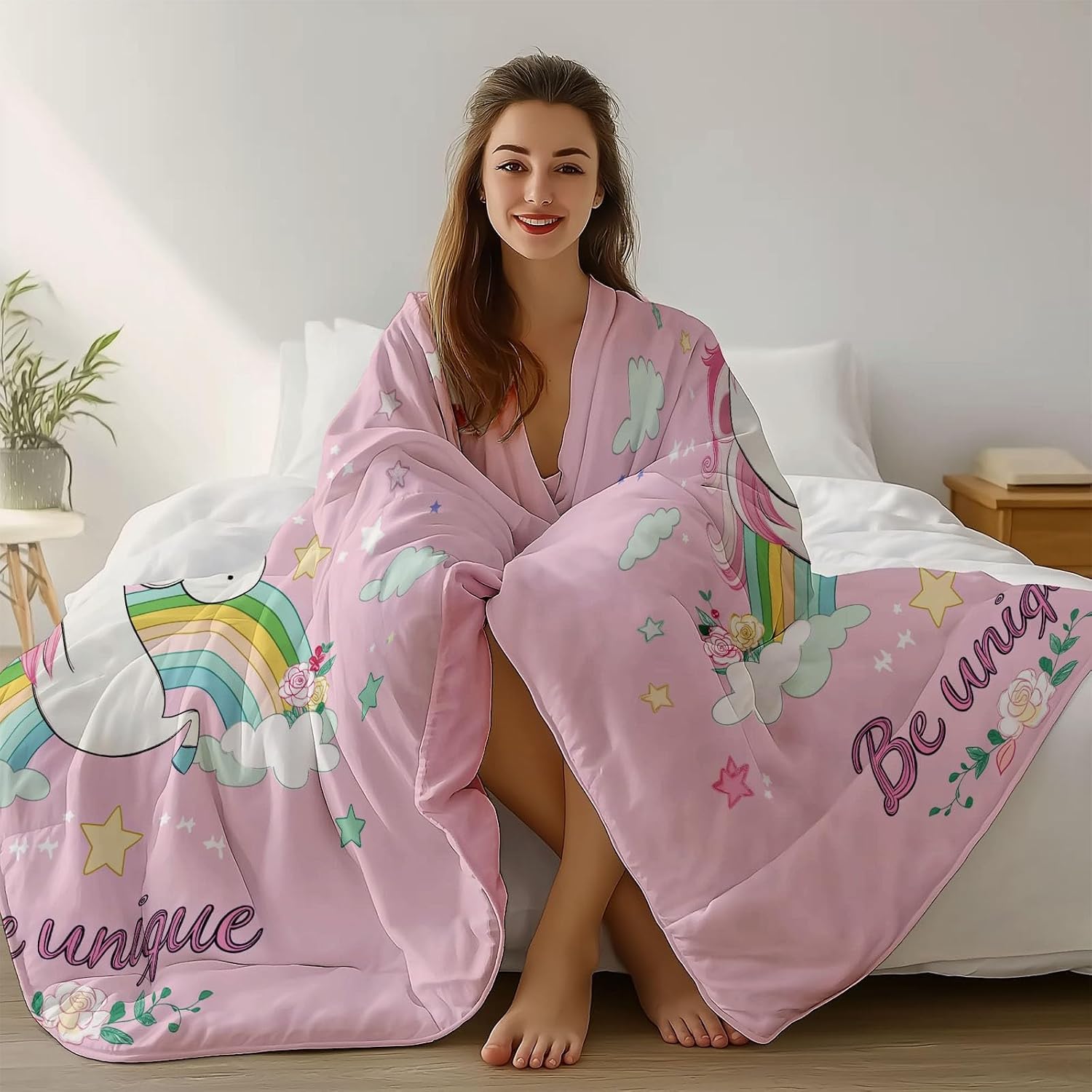 Duvet Cover King Size, Boys and Girls Cute Rainbow Unicorn Microfiber Print Bedding Set with 4 Corner Ties and Concealed Zip Light Pink Reversible Duvet Covers