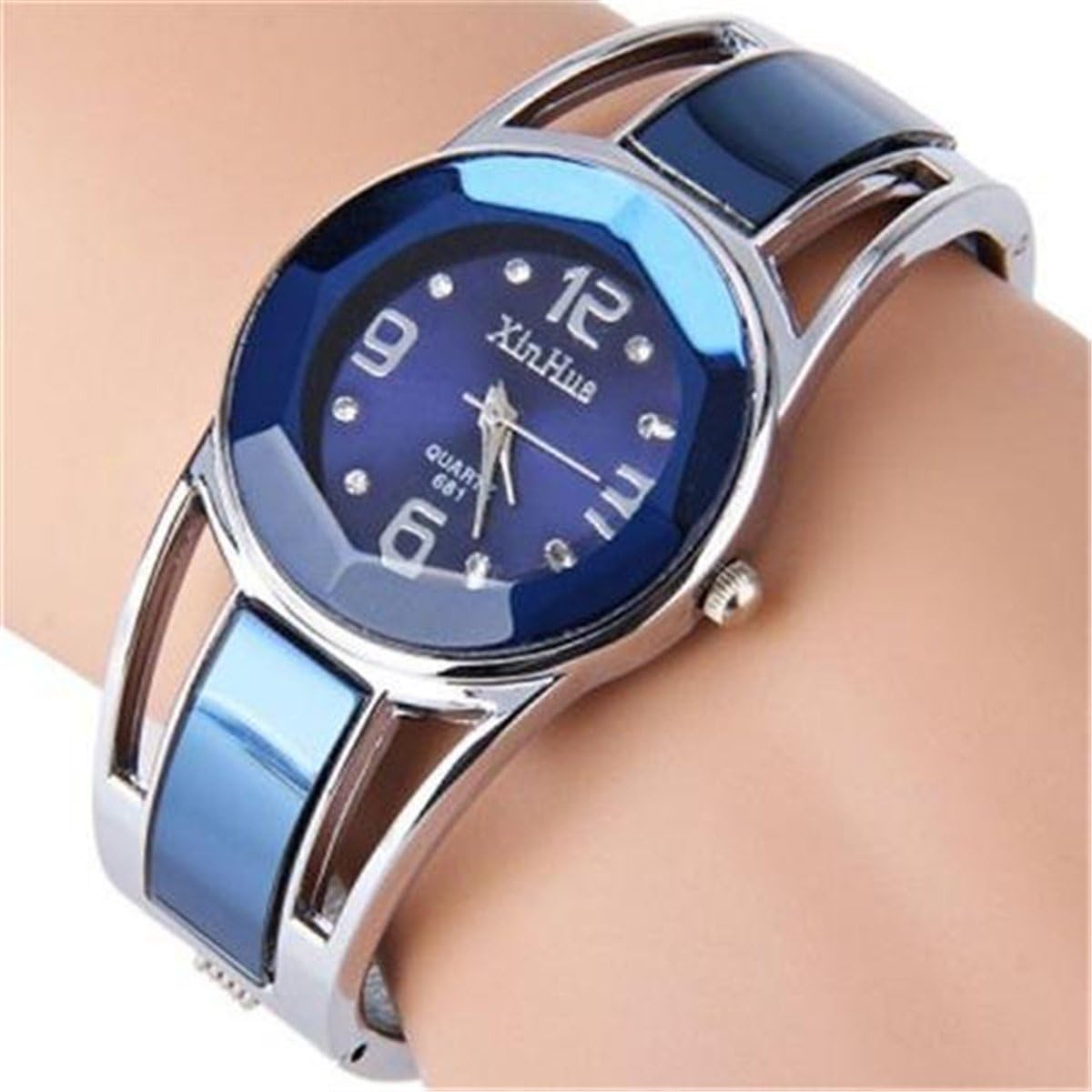 ME409 Steel Bracelet Watch with Diamond Shape Dial Dress Party Gift