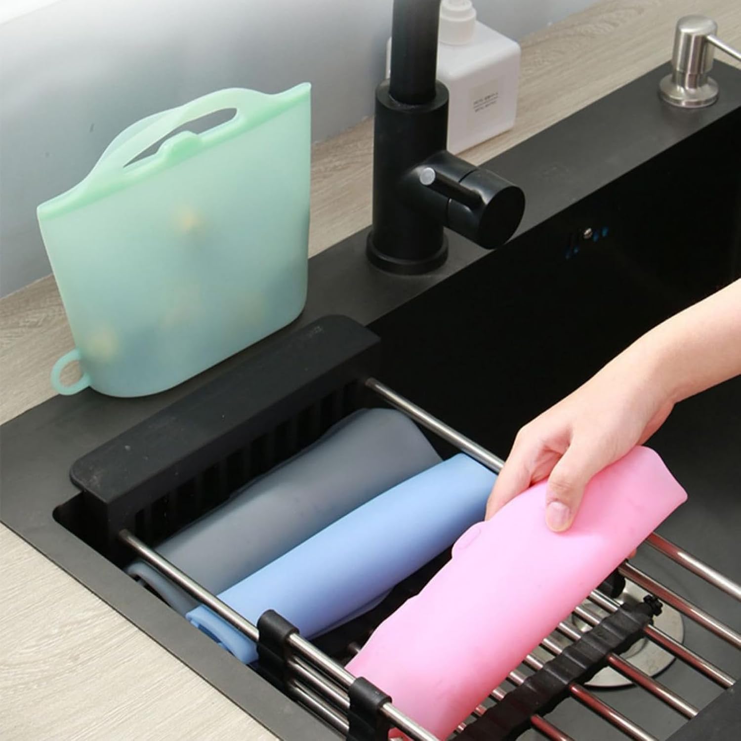 Durability Silicones Sterilizer Bag Microwave Steams Disinfected Heating Pouches for Travel and Daily Use