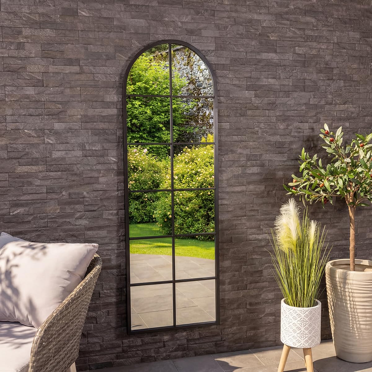 CHARLES BENTLEY Bern Arch Mirror in Black, Weather Resistant, Shatterproof, Wall Mounted Accent Mirror DΓ©cor For Garden, Indoors, Iron Aluminium (165x55cm)