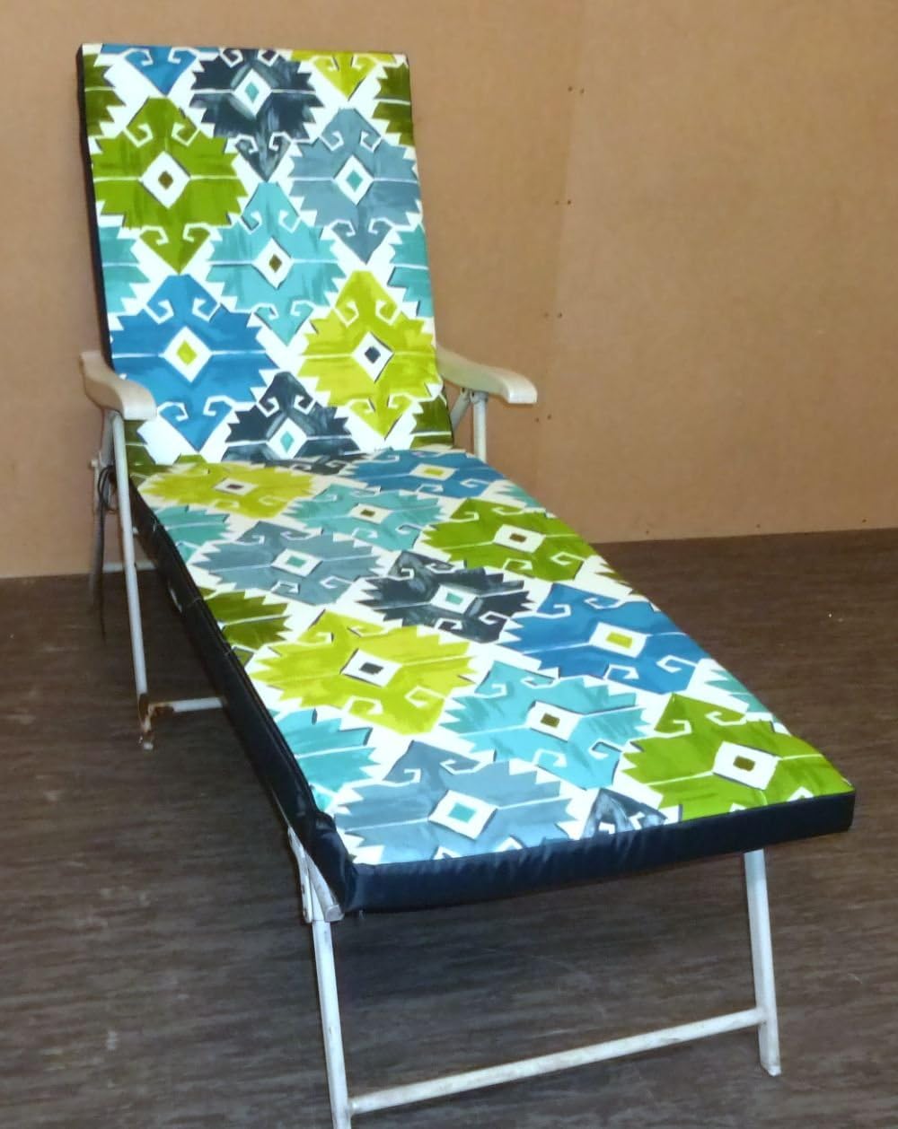 Zippy Sunbed Lounger Cushion Blue Aztec + Waterproof