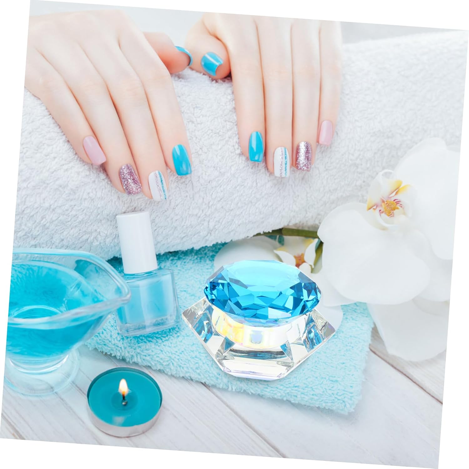 1pc Crystal Nail Polish Cup with Lid Heart Shape Dappen Dish for Nail Art Liquid Manicure Tools Transparent Design for Easy Viewing for Home and Salon Use