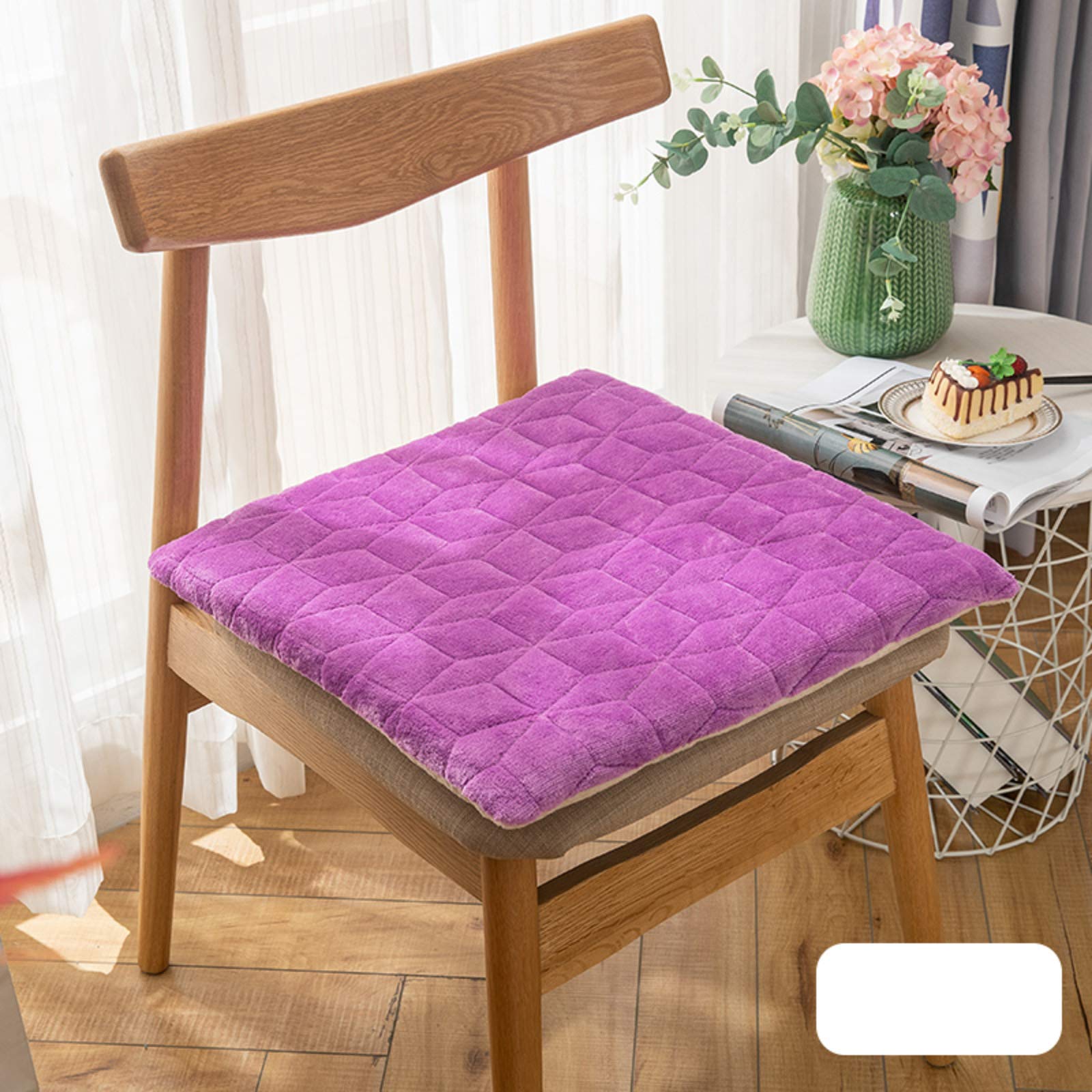 Coussin de chaise violet anti-glisse fini l'assise dure et étouffante