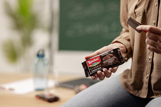 Loacker Classic Double Choc Wafers - Paquete de 12 miniatura 5