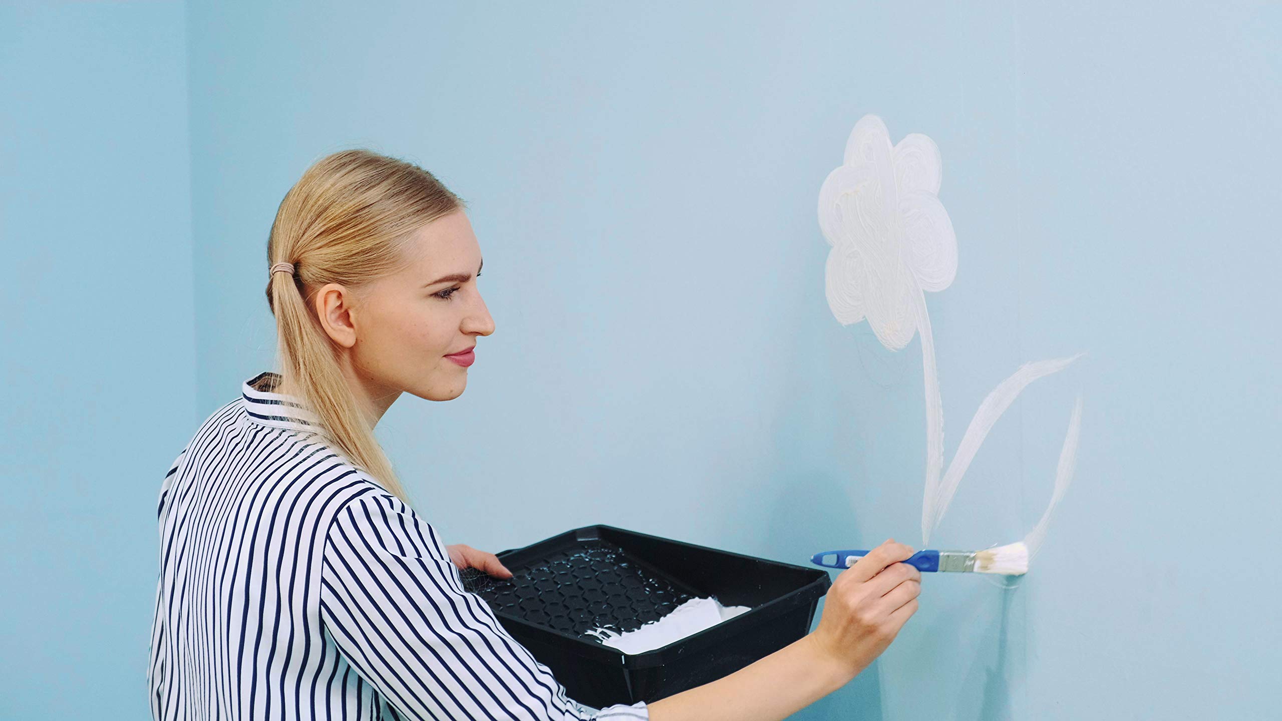 Pintura metálica de látex difusa, pintura para paredes interiores brillante en muchos colores exclusivos de alta calidad, pintura metálica (2 L, plata)