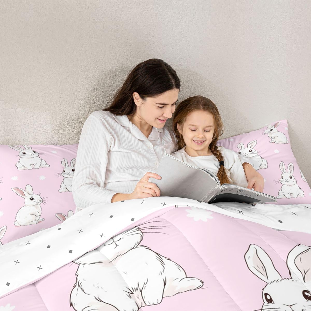 Feelyou Kids Cartoon Rabbit Comforter Set Cute Bunnies Design Bedding Set for Boys Girls Floral Kawaii Animal Comforter Lovely Pink Quilt Collection 3Pcs Queen Size Boys