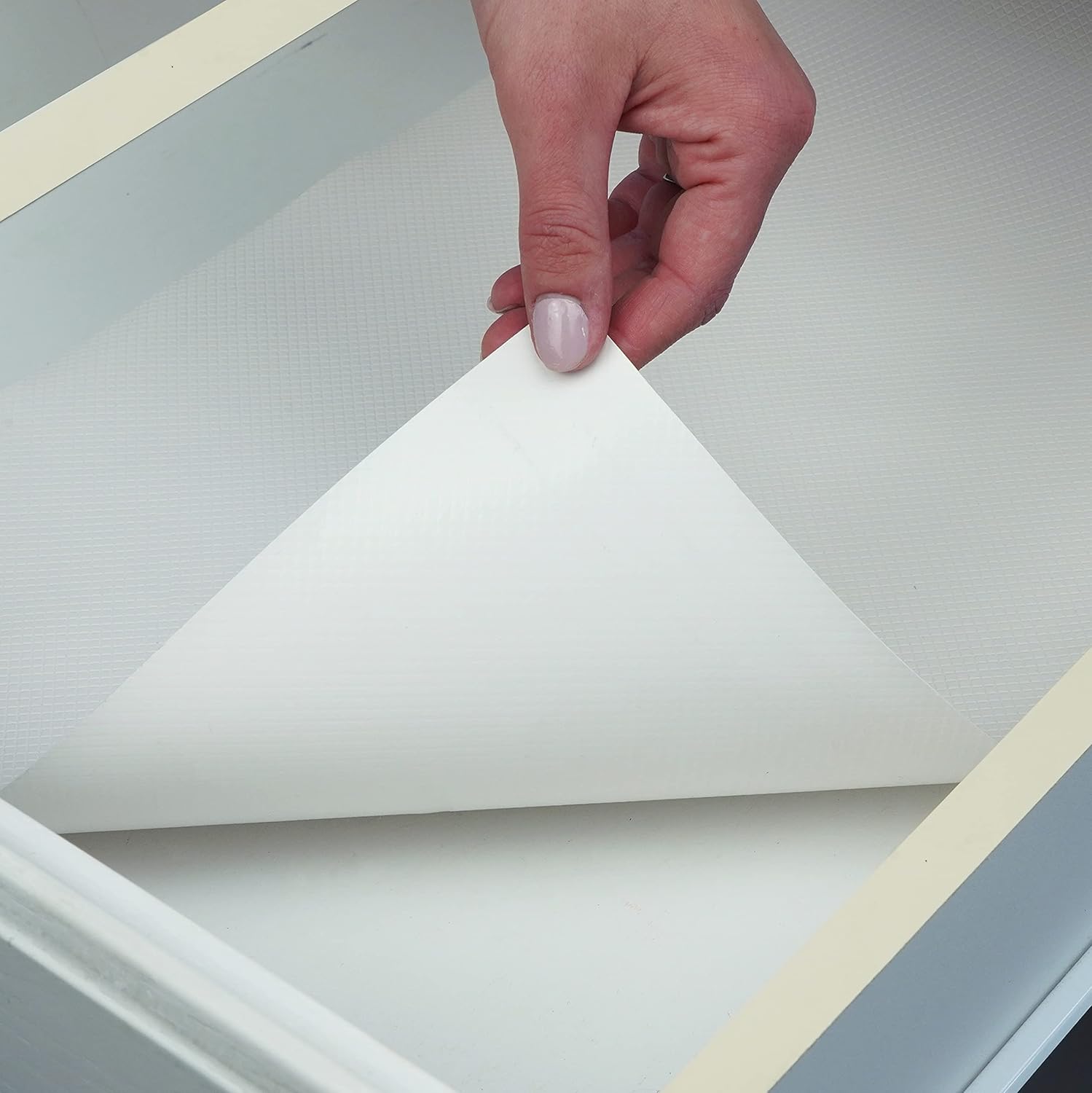 Con-Tact Brand Shelf Liner, Non-Adhesive and Durable Liners, Lightly Textured Shelf and Drawer Liner, 12" x 5', White Diamonds, 6 Rolls