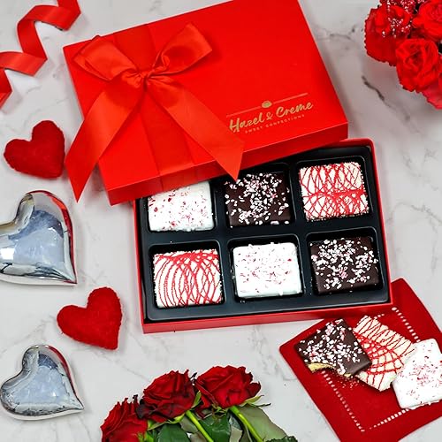 Miniatura 2 de Cesta de regalo de chocolate de Navidad Grahams  Regalos gourmet de galletas  Caja de regalo vegana  Aniversario, cumpleaños, gracias, Kosher