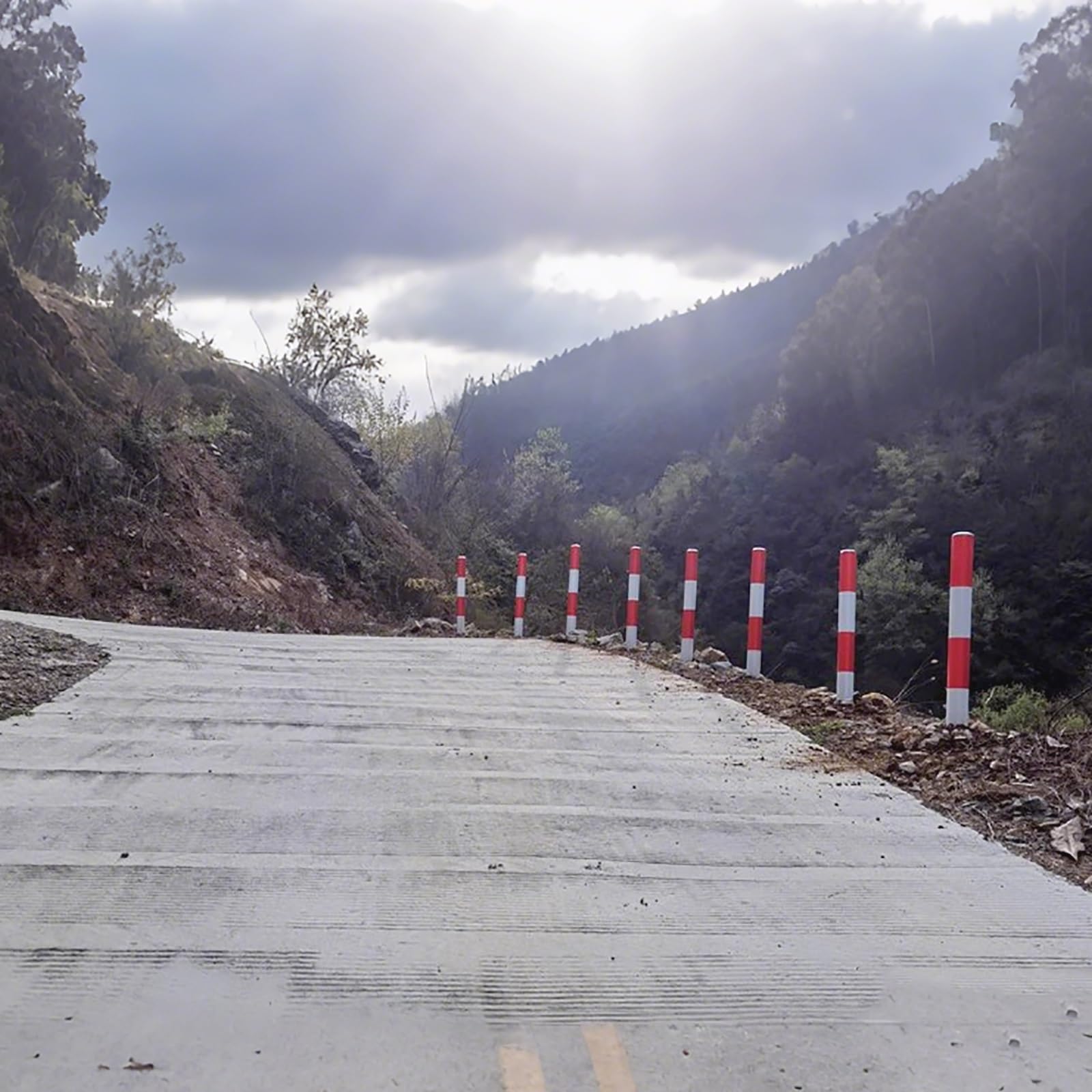 Bolardo de seguridad de acero resistente para protección comercial y privada de barrera de entrada