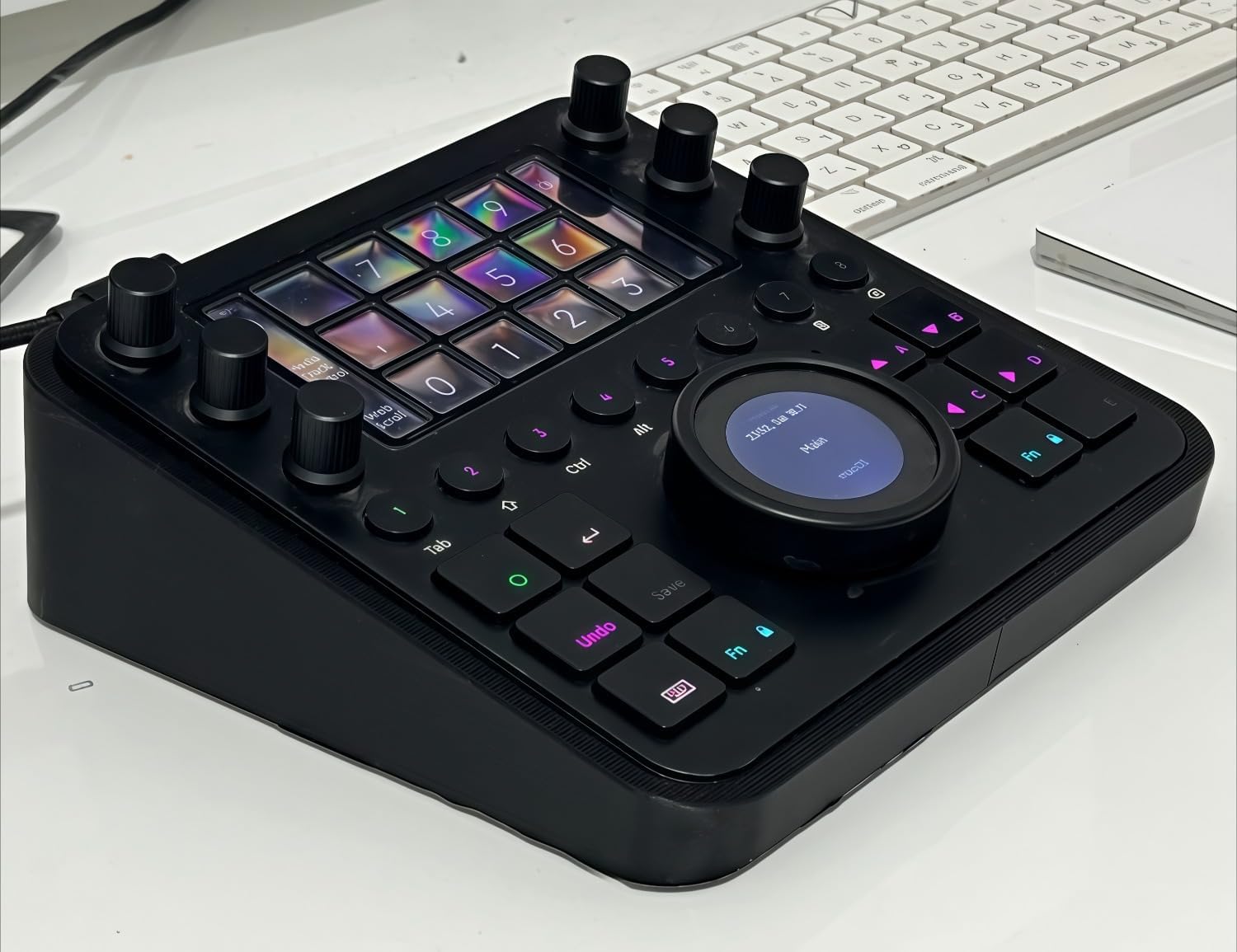 Anti-Slip Desktop Stand for Loupedeck CT, Professional Streaming and Video Editing Controller Stable Mount, Black