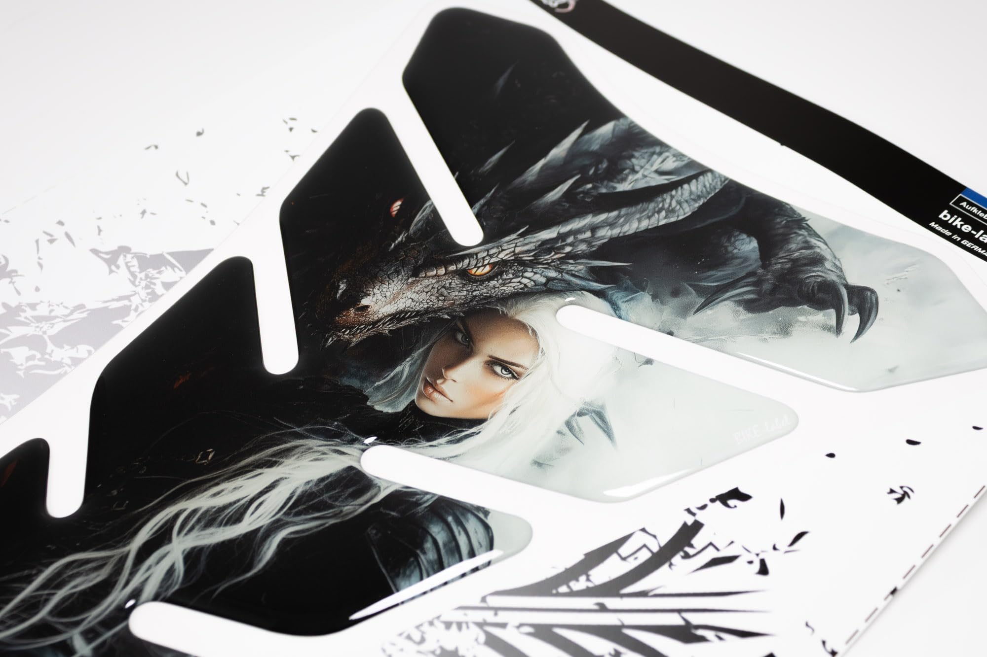 Tankpad Motorrad Drachenkönigin Fantasy Drache mystisch episch Art 3D Gel Sticker X509966VA