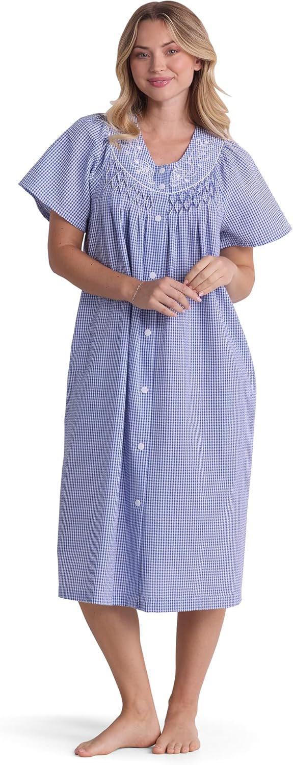 Miss Elaine Women's Short Seersucker Robe, Snap Front and Short Sleeves, Two Front Pockets, Sleepwear and Loungewear