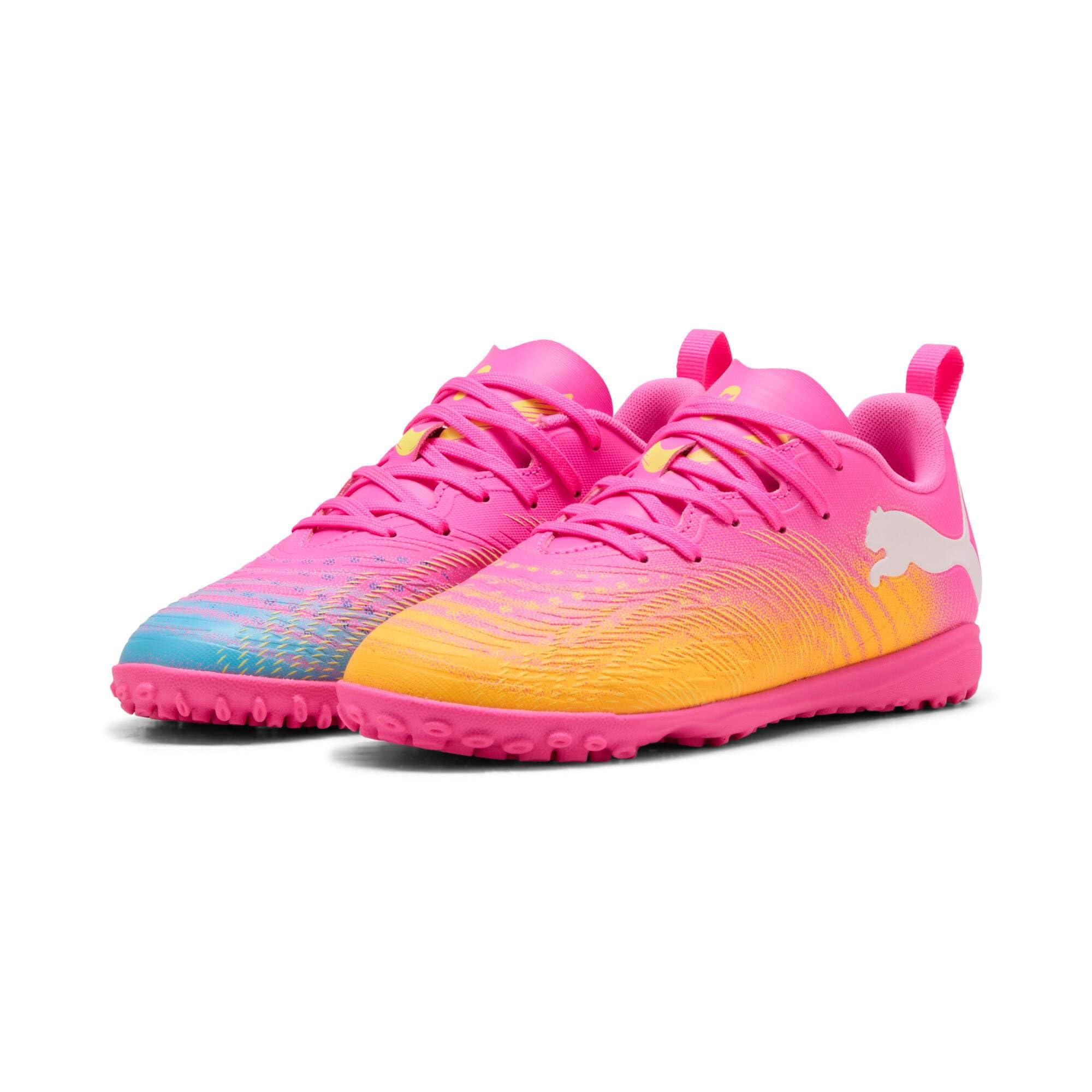 PUMA Future 9 Play TT JR - Tenis de fútbol, Color Rosa venenoso, Color Rosa y Blanco Aguamarina Brillante, Talla 1 de Reino Unido, Poison Pink Sun Stream Bright Aqua Puma White, 33 EU