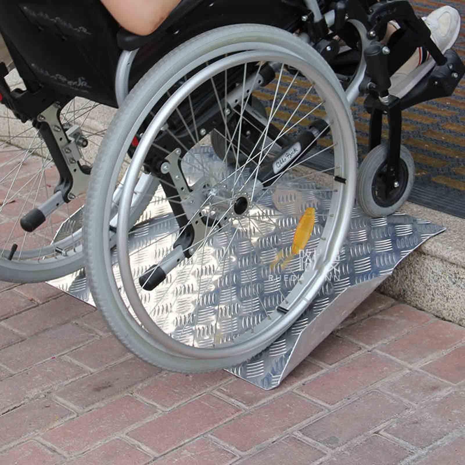 Rampa Para Sillas De Ruedas, Umbral De Puente Con Marco De Soporte Y Superficie Antideslizante, Rampas De Acero Inoxidable Para Sillas De Ruedas, Escaleras, Furgonetas Y Peldaños(70x 77 x 12cm)