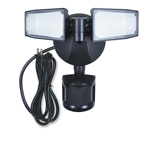 Good Earth Lighting LED Outdoor Security Flood Light in Bronze, Motion Activated, 1400 Lumens, Plug-in or Direct Wire Installation, 5000K Color Temperature, IP65 Rated