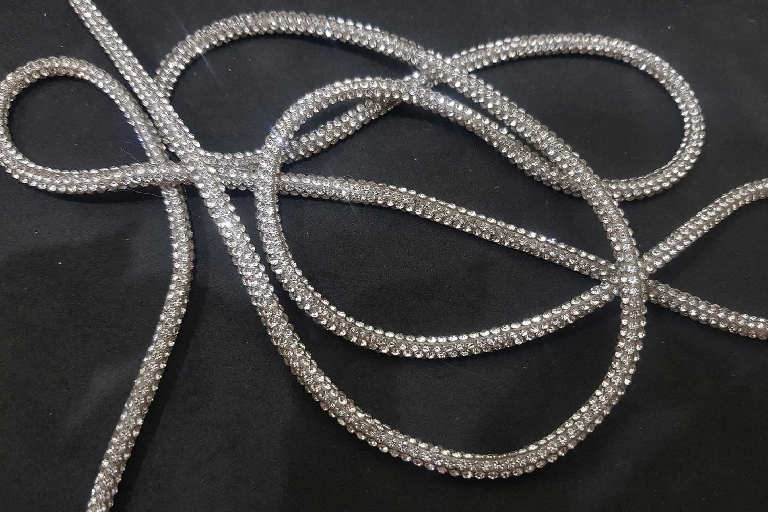 Mohan Shoppe Crystal Rhinestone Shiny Glitter Rope Chain String Bridal Applique Bling Drawstring Cords Replacement Drawstring Rope Shorts Hoodies Rhinestone Cord Trim (5 Meter, Silver)