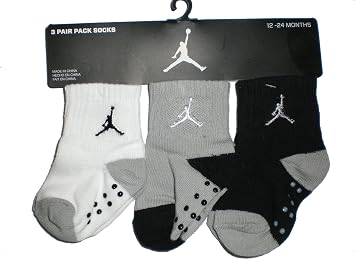 Amazon.com: Nike Air Jordan bebé recién nacido calcetines, 3 pares, tamaño  12 – 24 meses : Ropa, Zapatos y Joyería