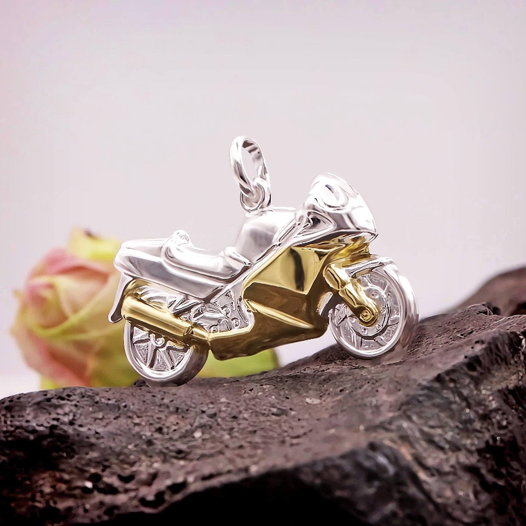 CLEVER SCHMUCK Motorrad Halskette Anhänger 3D bicolor mit Panzerkette 45 cm lang 925 Sterling Silber 925 im Luxus Etui
