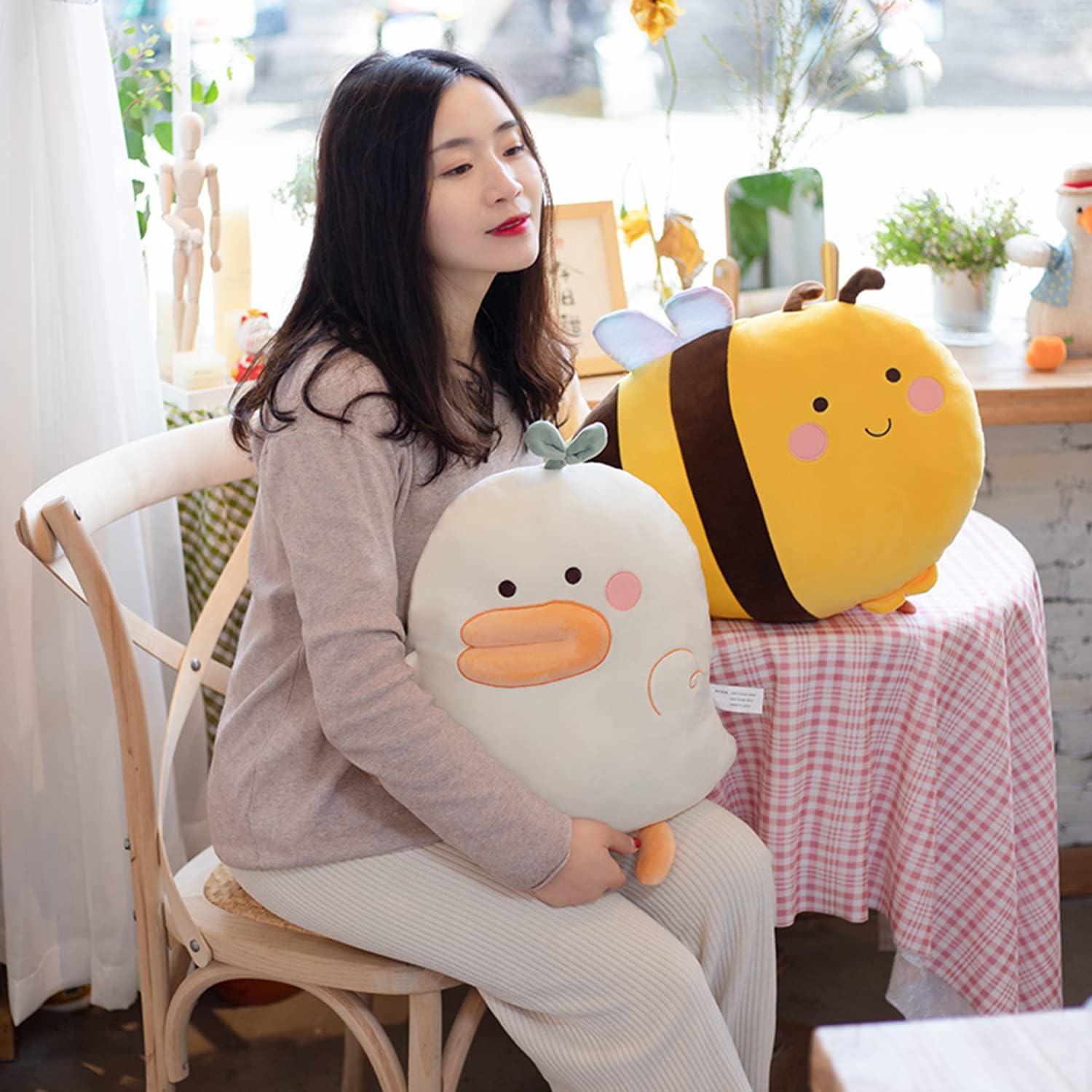 GOOC 20 Inch Plush Bumblebee Stuffed Animal Bumble Bee Hugging Pillow Honey Bee Plushies Throw Pillow Bee Anime Gift for Kids and Lovers in Birthday,Valentine's Day,Christmas...