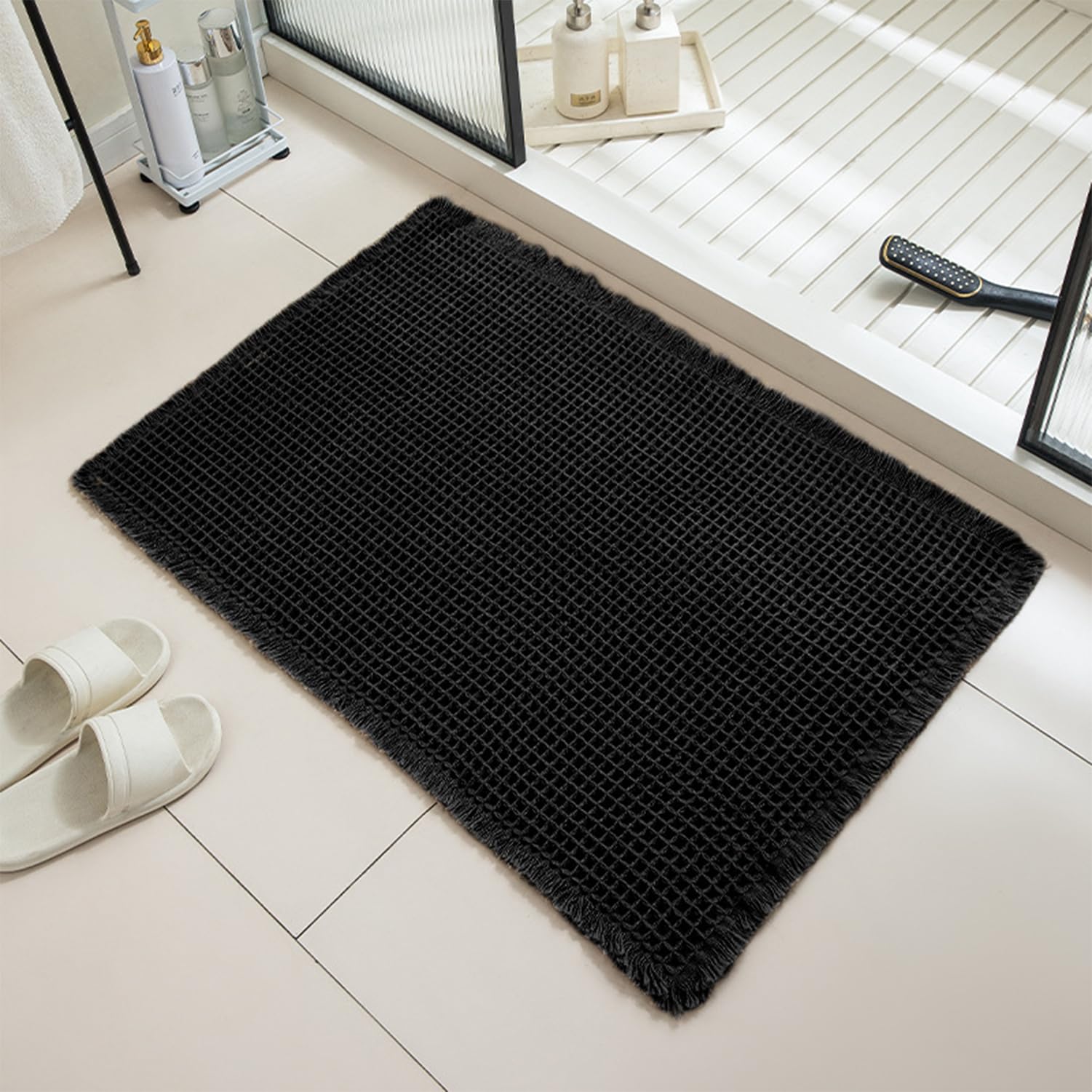 Wlian Waffle Bath Mat – Soft Absorbent Bathroom Rug, Quick Dry & Non Slip, Anti-Mould Bathmat, Black, 50x120 cm