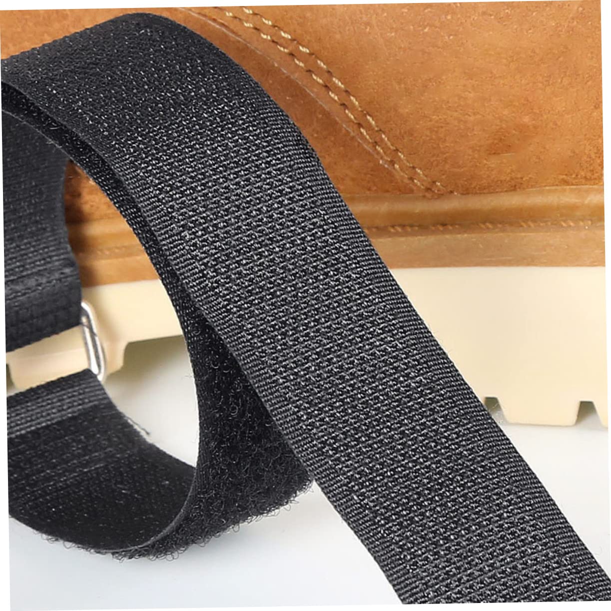 Set 4 Paia Antiscivolo in Nylon e Metallo, Cinturini Regolabili Chiusura a Strappo per Scarpe Casual da Trekking, Design Leggero e Portatile per Escursionismo