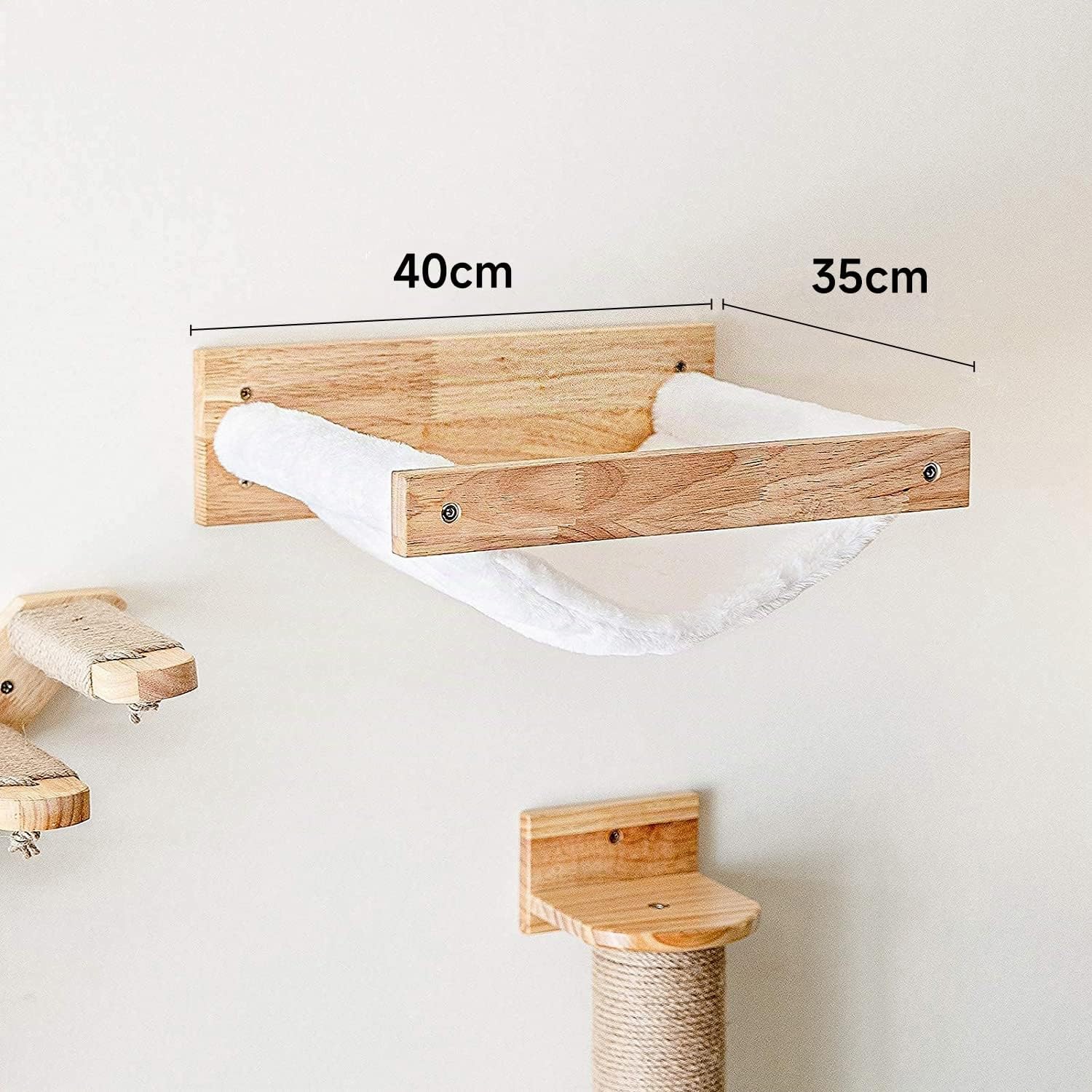 FUKUMARU Kletterwand Katzen, Großes Katzenregal zur Wandmontage, aus massivem Gummibaumholz, Katzenhängematte Wand zum Schlafen, Spielen, Tragkraft bis 18 kg, Weißes Flanellmaterial