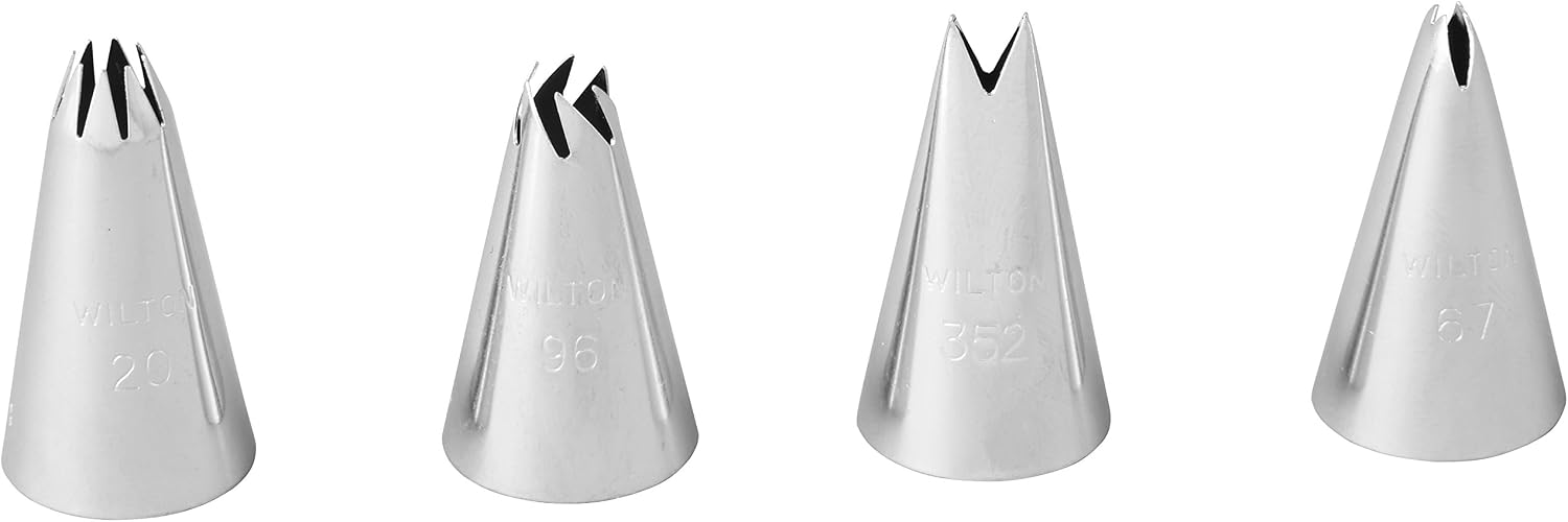 Wilton 4 Piece Flower Icing Tip Set