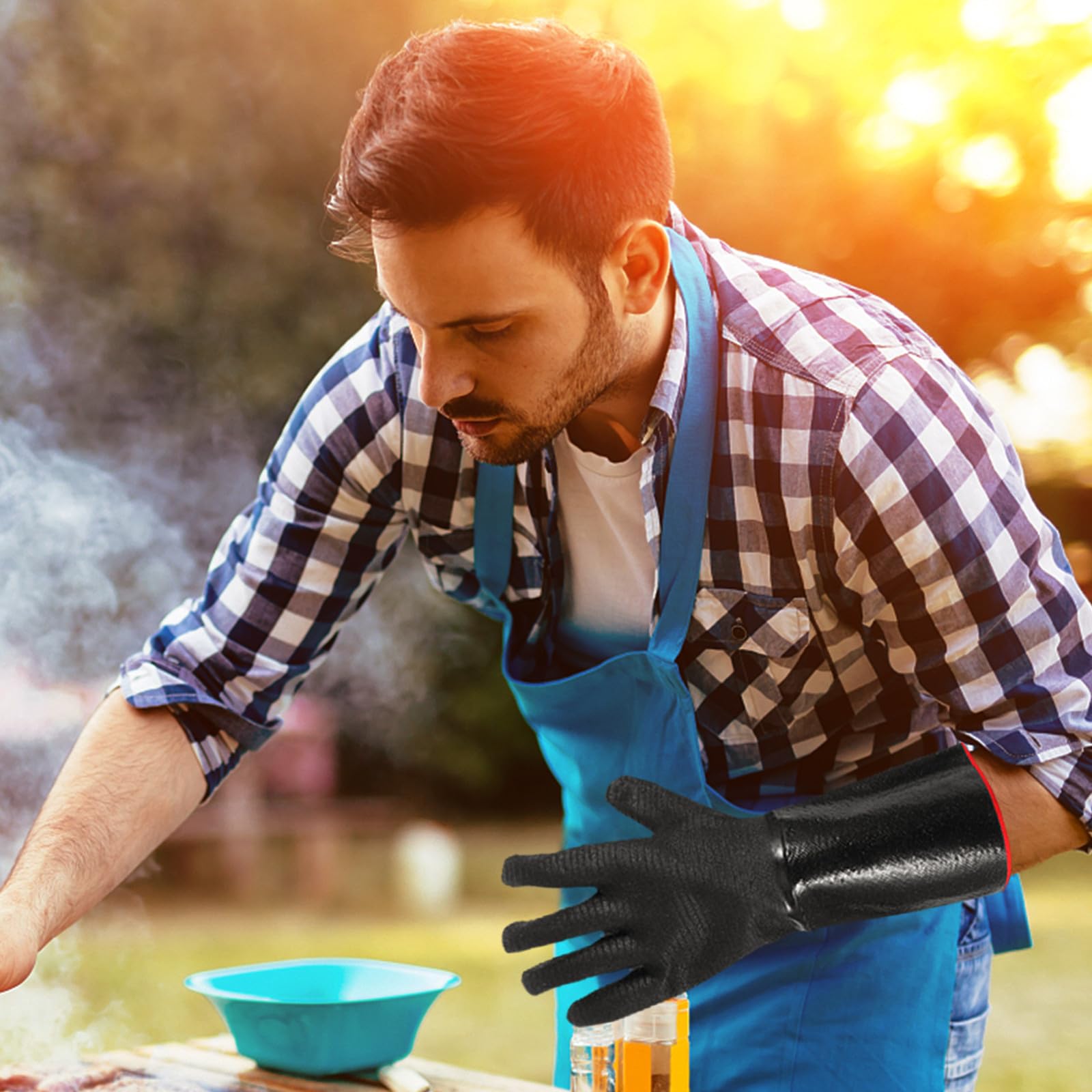 SOLUSTRE Hitzebeständige Neopren Handschuhe zum Schutz bis 500 Grad mit Rutschfester Oberfläche für Küche und Grillarbeit in Schwarzer Farbe