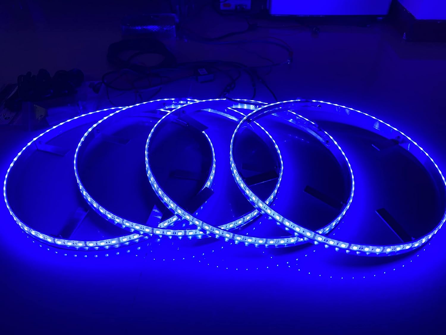 15.5 ‘’ Blue IP68 Waterproof 4 Lights/Set Brightest 300Leds Led Wheel Ring Lights Rim Lights Tire Lights Strobe Function Switch Ctrl