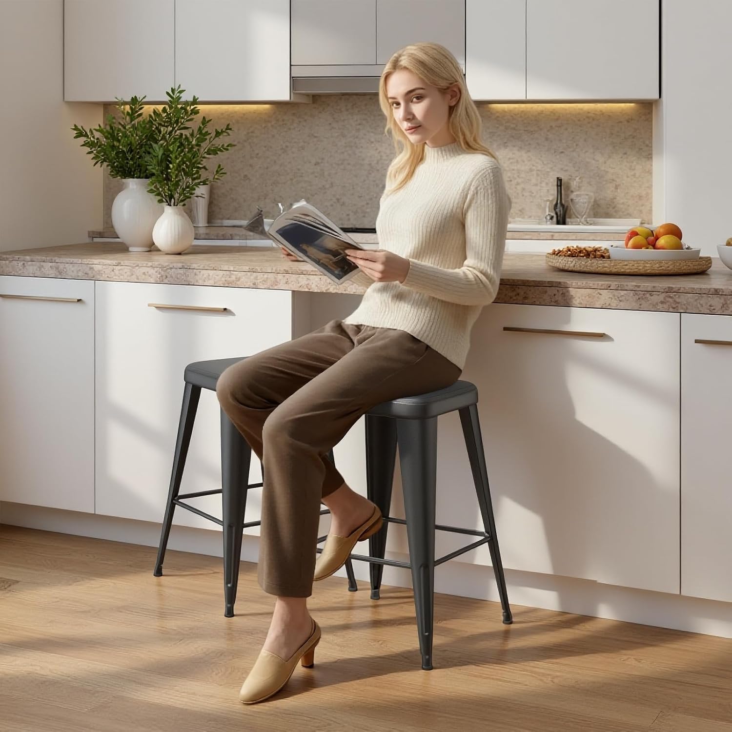 Bar Stools Set of 4, 26" Counter Height Bar Stools Backless, Upholstered Bar Stools with Metal Legs for Kitchen Island, Study Room, Cafe, Black