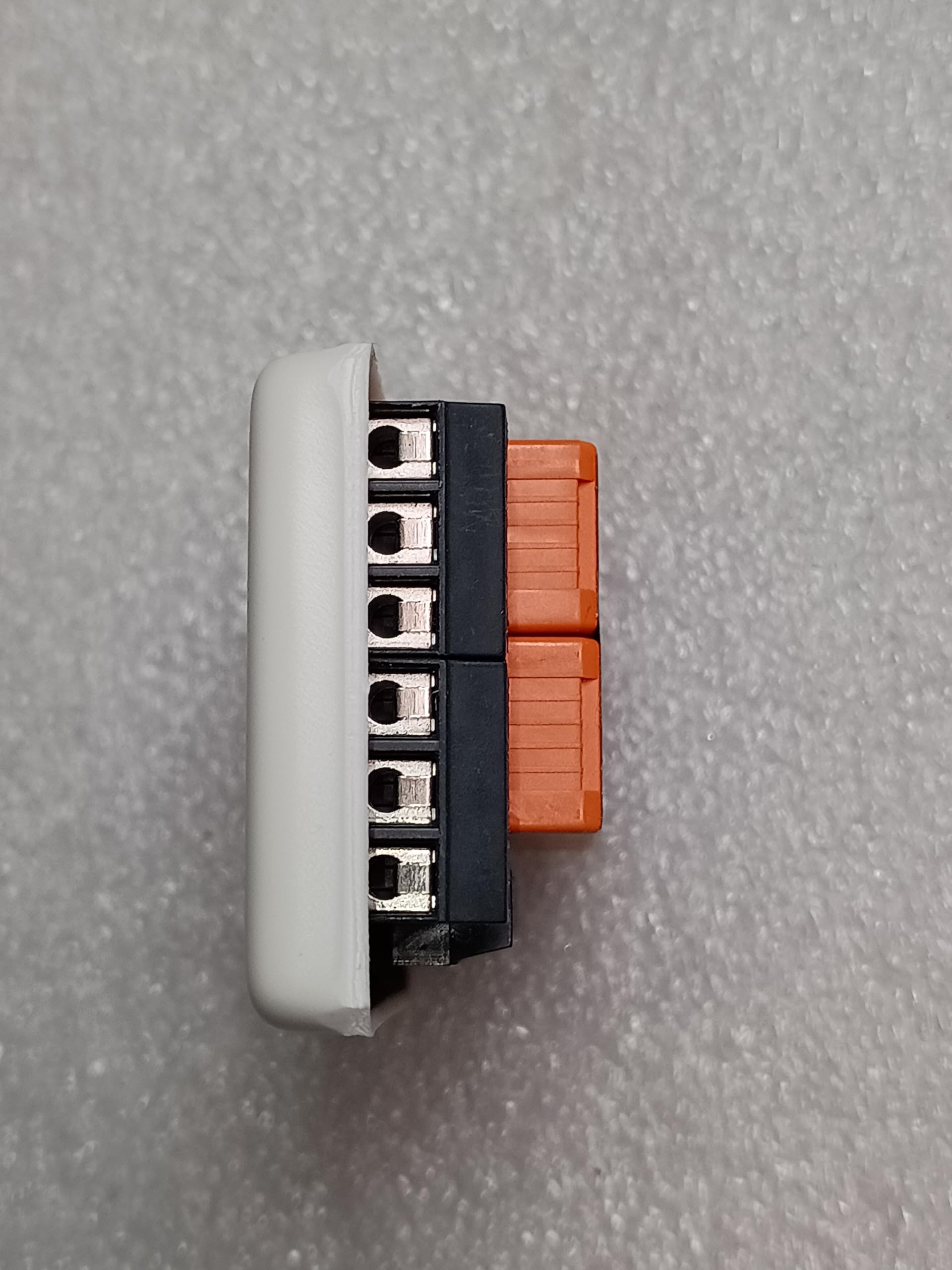 Trennrelais, 24V DC, 230V AC Motorspannung, 3A Laststrom, für Rolladenmotor/Jalousie, Kompakte Bauform 42x39x20mm Art.:024-8011-09
