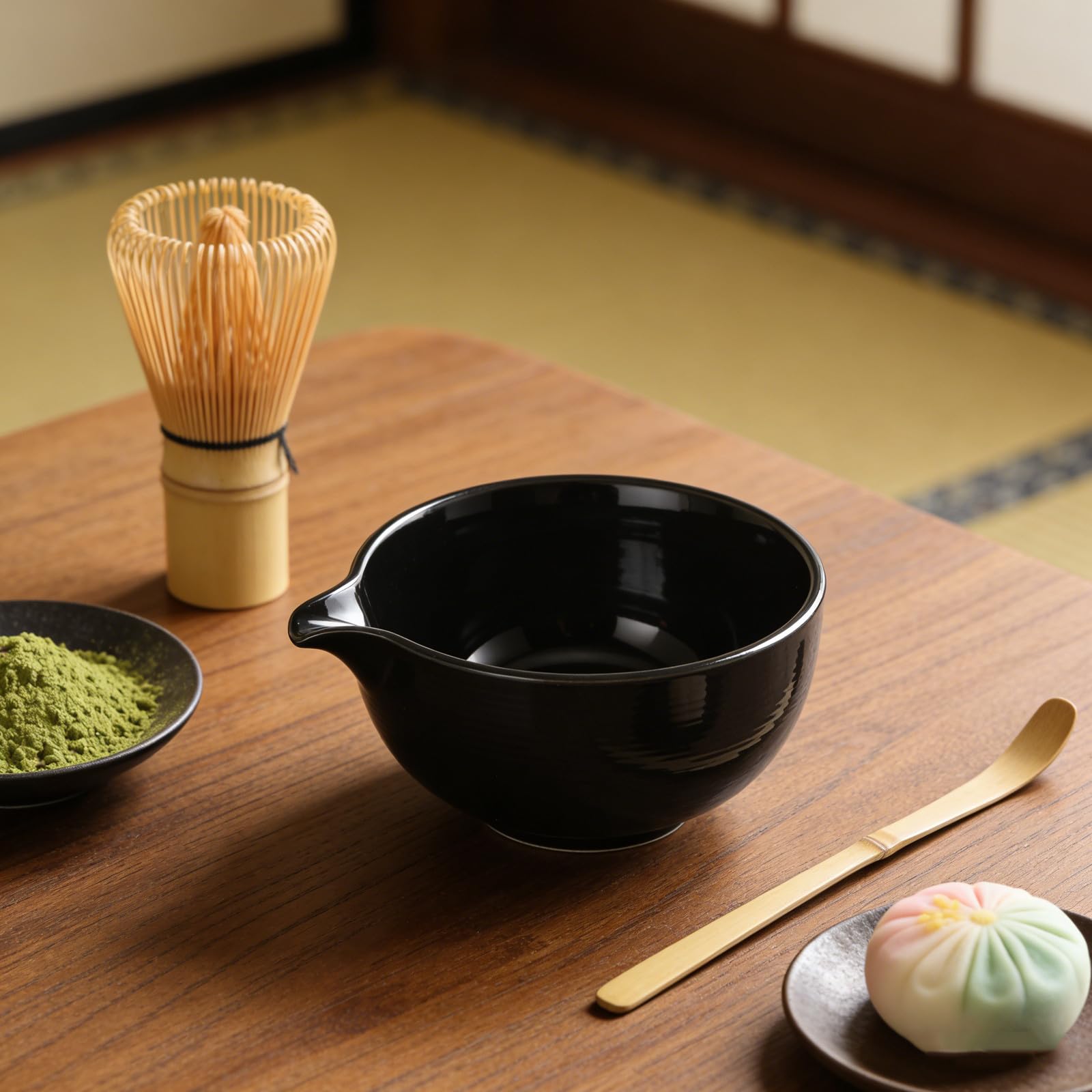 Ciotola Matcha in Ceramica con Beccuccio 550ml Nera | Bordo Ampio e Fondo Profondo, Miscelazione Uniforme, per Uso Quotidiano e Cerimonia del Tè