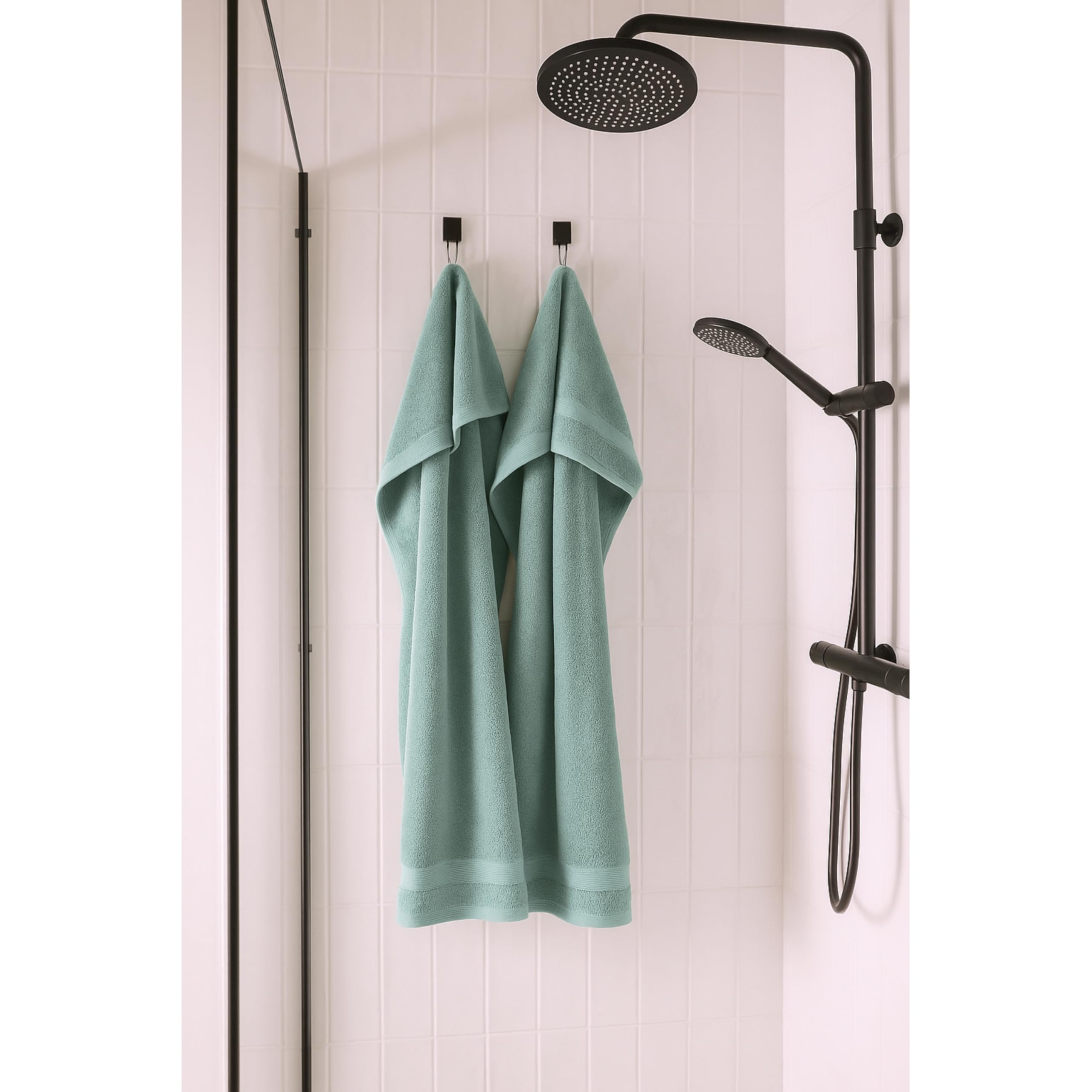 SCHÖNER WOHNEN Juego de 2 toallas de ducha de alta calidad, 70 x 140 cm, absorbentes, lujosas toallas de baño de color verde, 2 piezas, 100 % algodón, mullidas y suaves, combinables como juego de