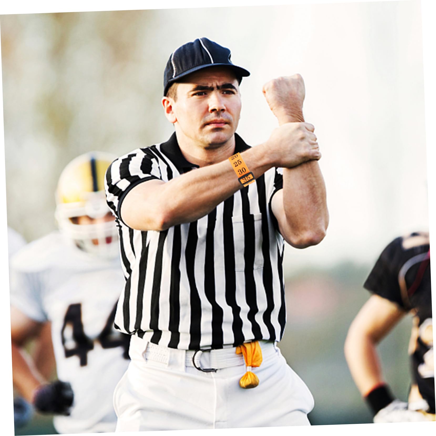 Toyvian Drapeaux De Sport De Football Clip Chaîne Numéroté Kit De Football Tenue D'arbitre Équipement De Football Kit D'arbitre Standard Clips Polyester