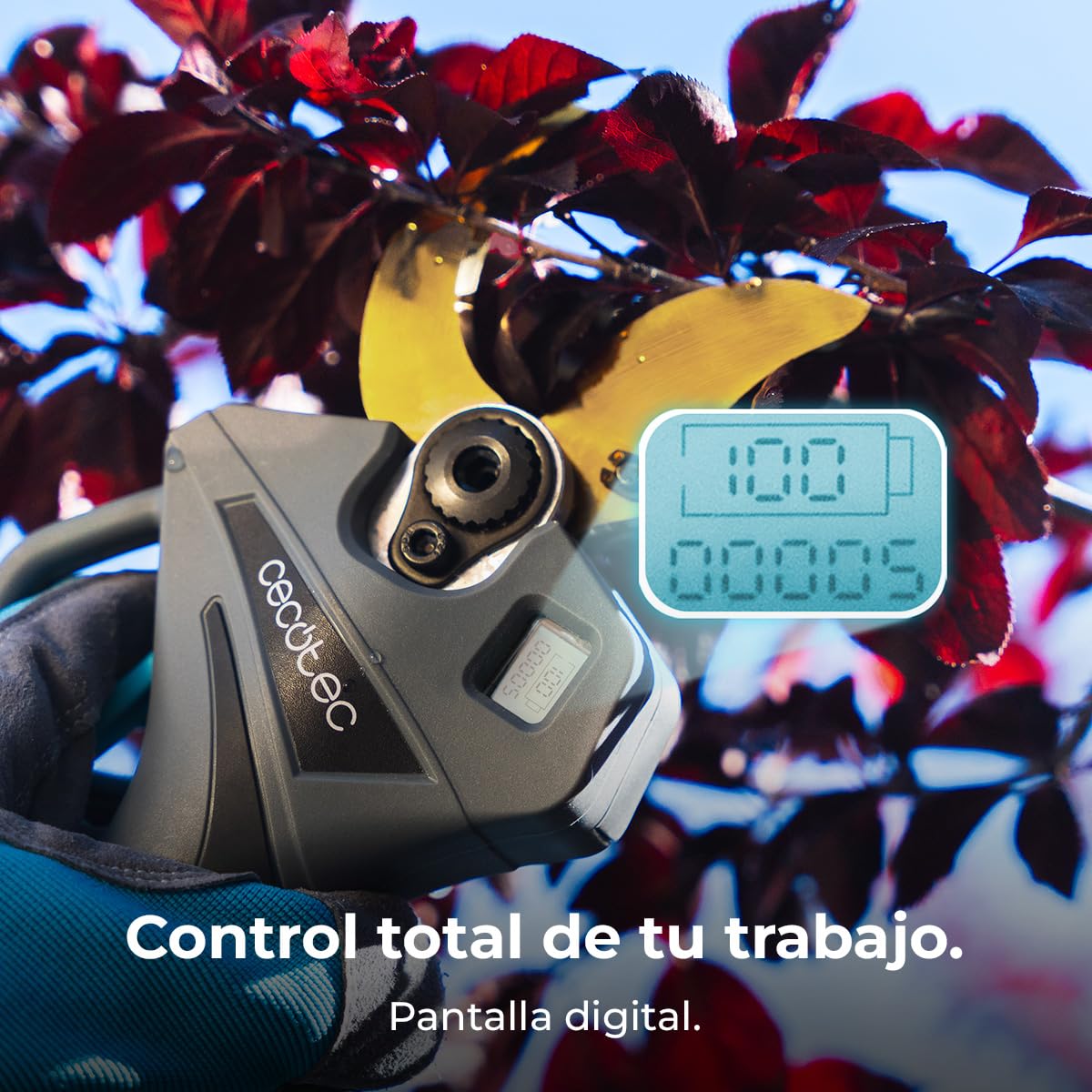Cecotec Tijeras de Podar Eléctricas TitanCut 5000. 2 Baterías 21V, Motor sin Escobillas, Ramas hasta 40mm, Cuchillas con Revestimiento de Titanio, Control Digital, Incluye Maletín y Accesorios