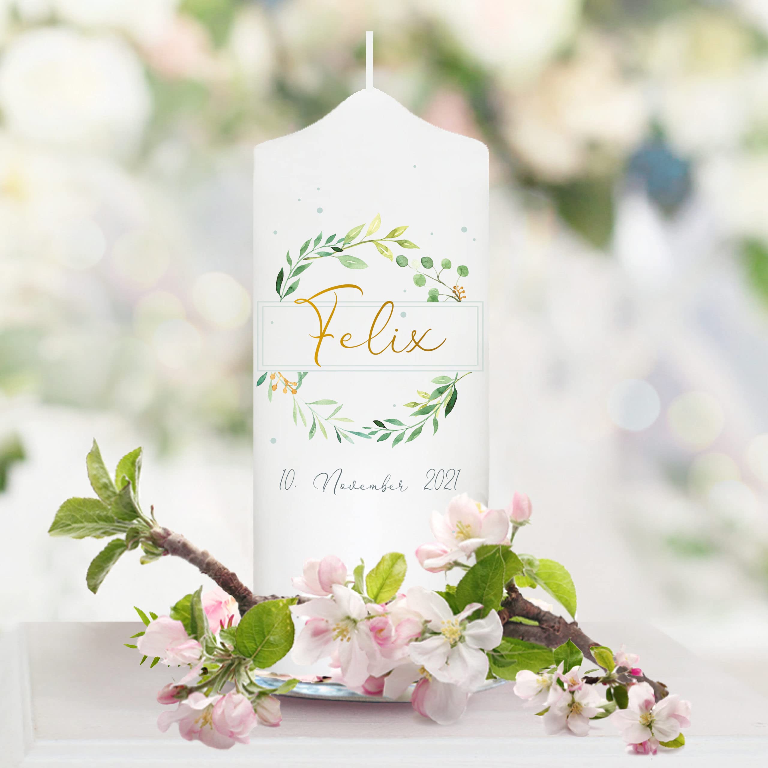 Wandtattoo Loft Taufkerze Junge Mädchen Baum Blätterkranz grün pastell bedruckt mit Namen, Datum und auf Wunsch eigenem, vorgegebenem oder keinem Taufspruch, Taufkerze 25 x 7 cm