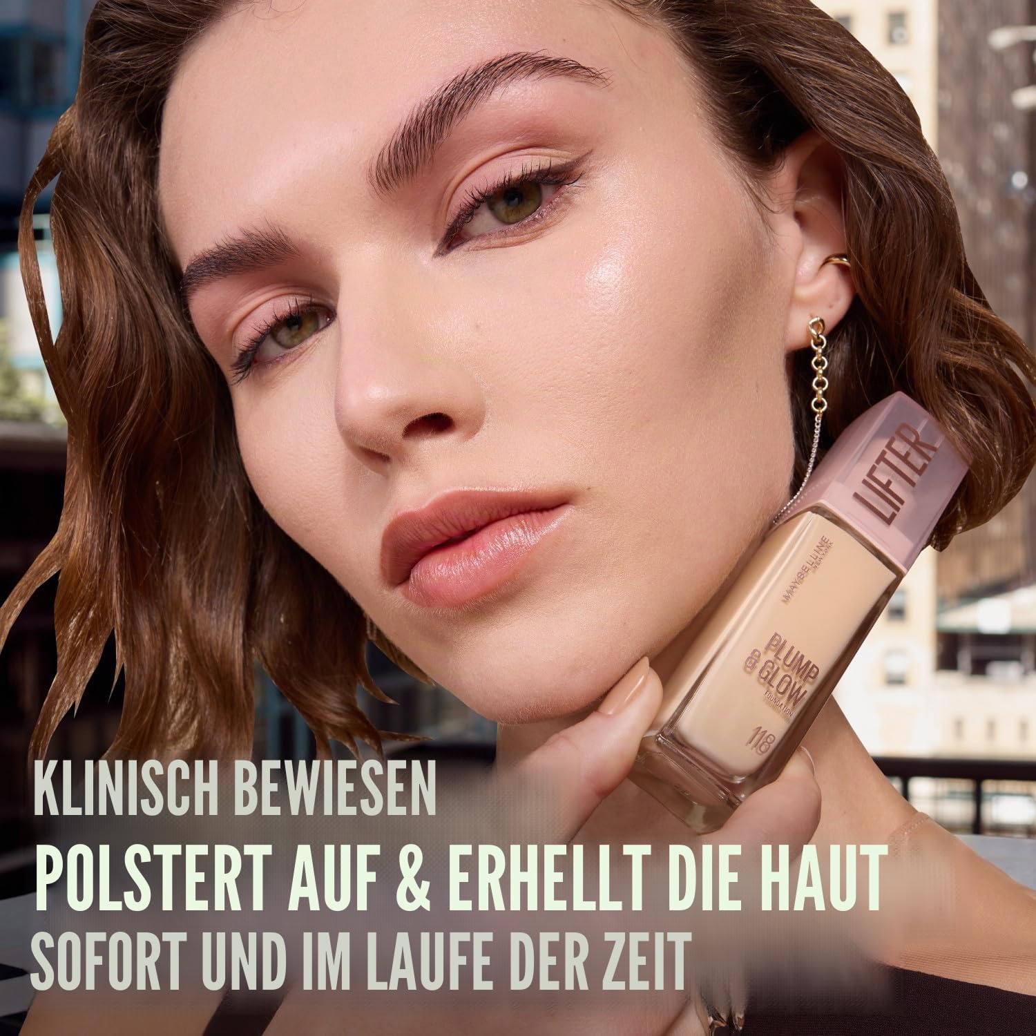 Maybelline New York Lifter Foundation, Flüssiges Make-up für strahlenden Teint mit Hyaluron und Niacinamid… – Ansicht 12