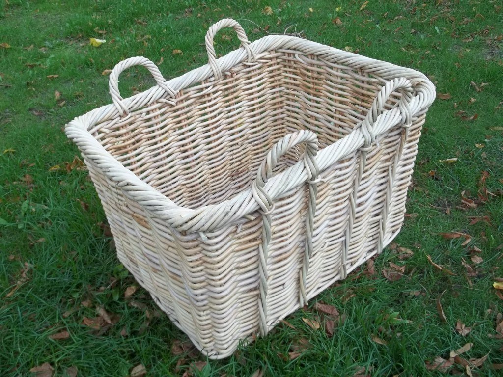 Kaminkorb, Holzkorb, Erntekorb aus Boondot (Rattan) hell naturfarbig