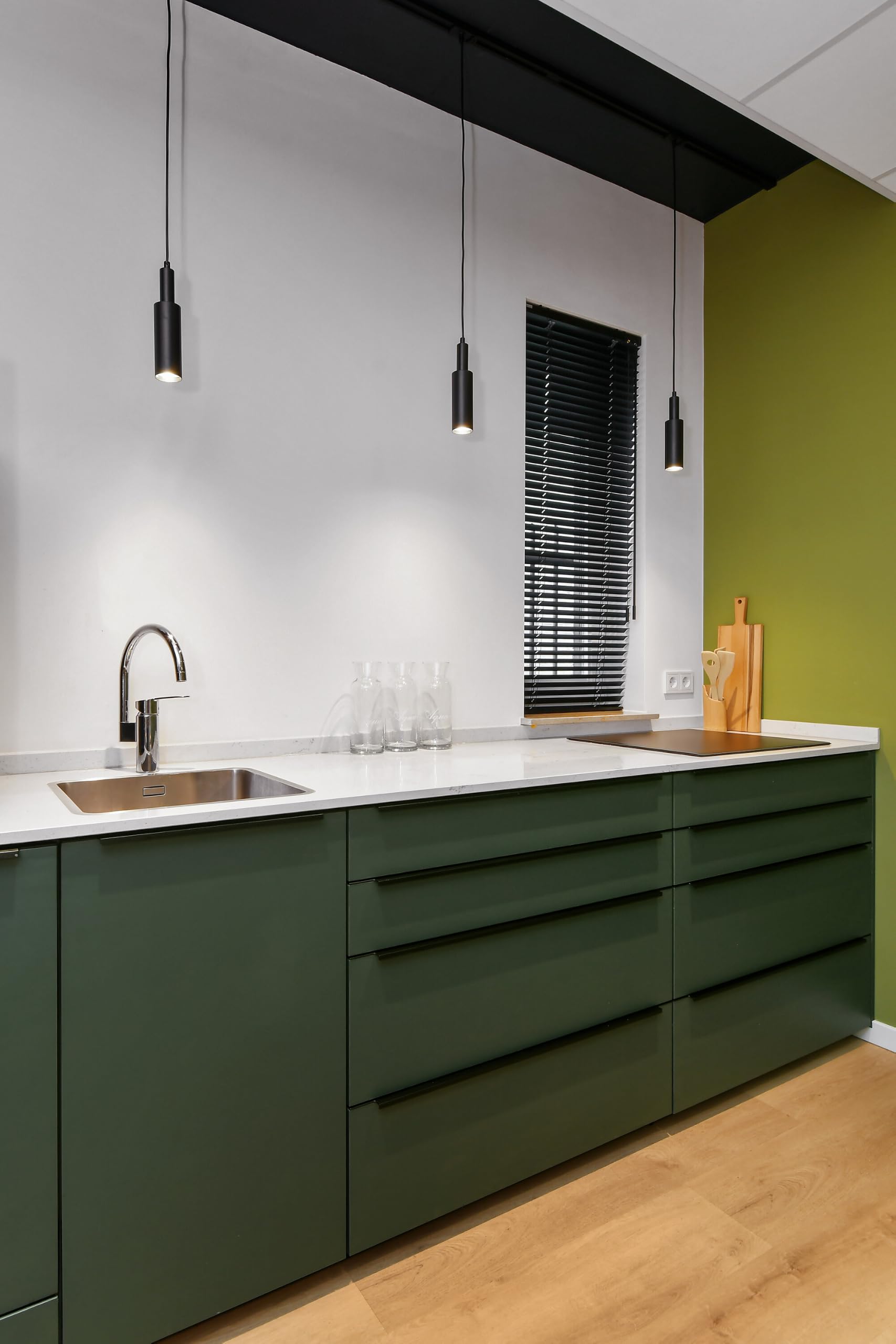 OSRAM DULUX L36 HF LED-Lampe für 2G11-Sockel, 18W, 2070 Lumen, kaltweiß (4000K), Ersatz für herkömmliche 36W-Dulux Lampe, Warmweiß