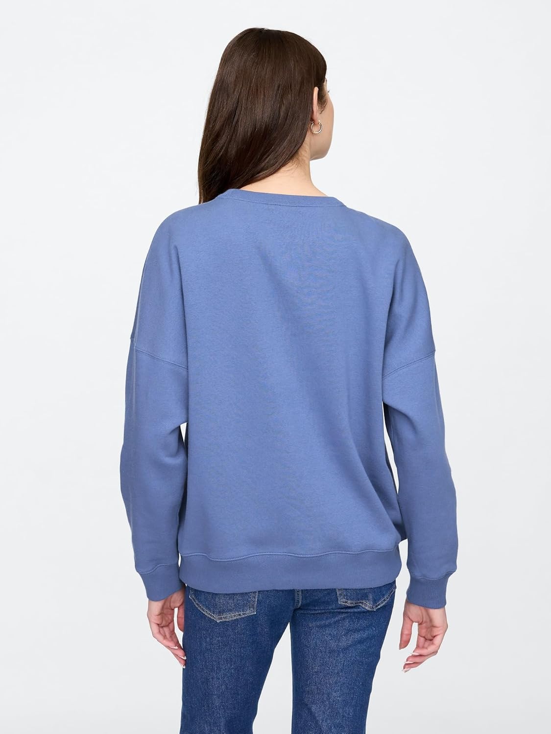 GAP womens V-logo Oversized Crew - Image 2