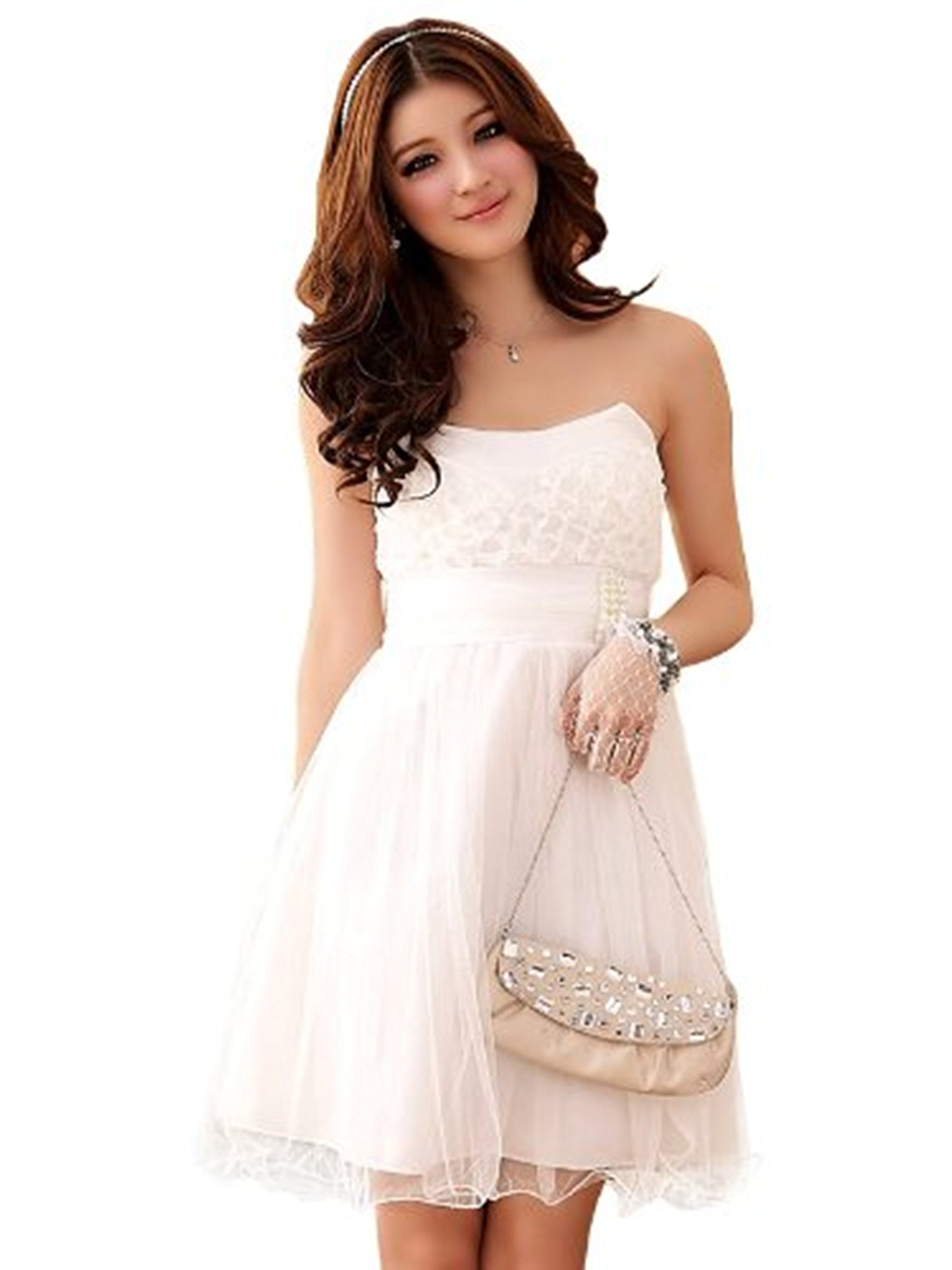 Robe de soirée élégante avec finitions soignées pour mariage chic - 7