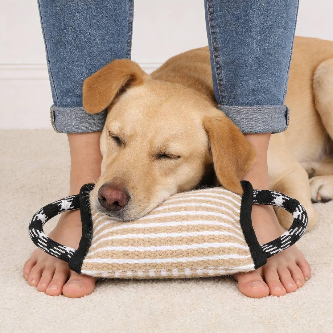 Dog Bite Pillow, Tug War Dog Toy Dog, Biting Pad, Jute Tear Play Dog Bite Tug Toy for Small Medium Large Dogs (Black)
