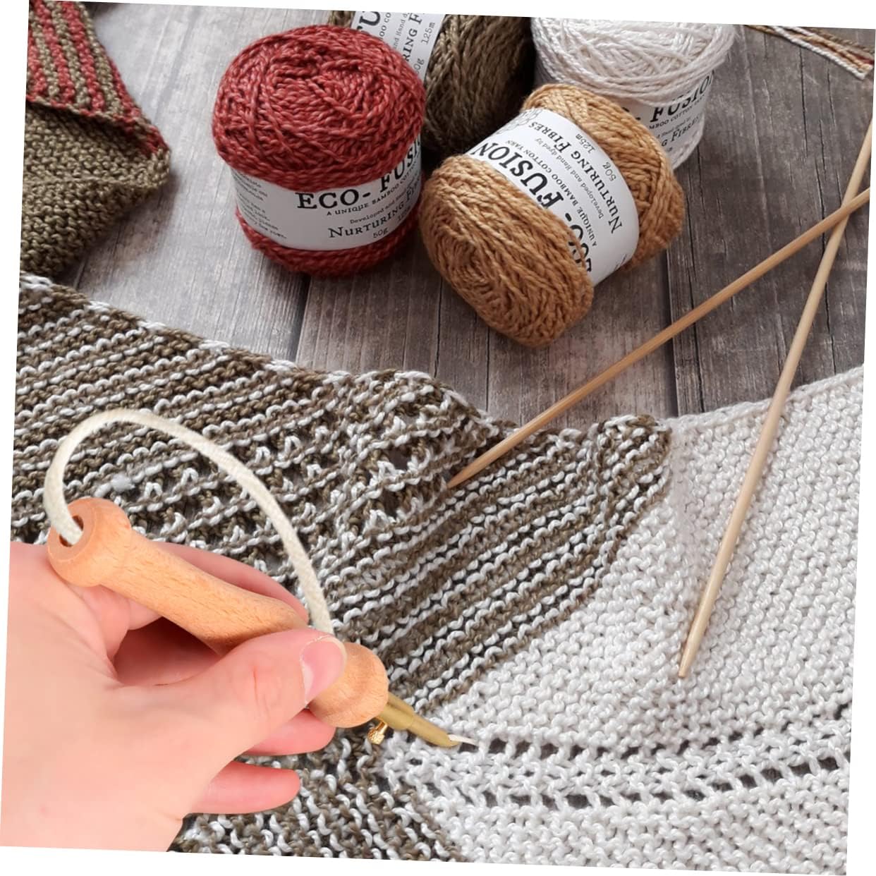 Angoily Wooden Handle Copper Embroidery Needle Threader Adjustable Thickened Design for Easy Sewing and Crafting for Embroidery Enthusiasts and Projects