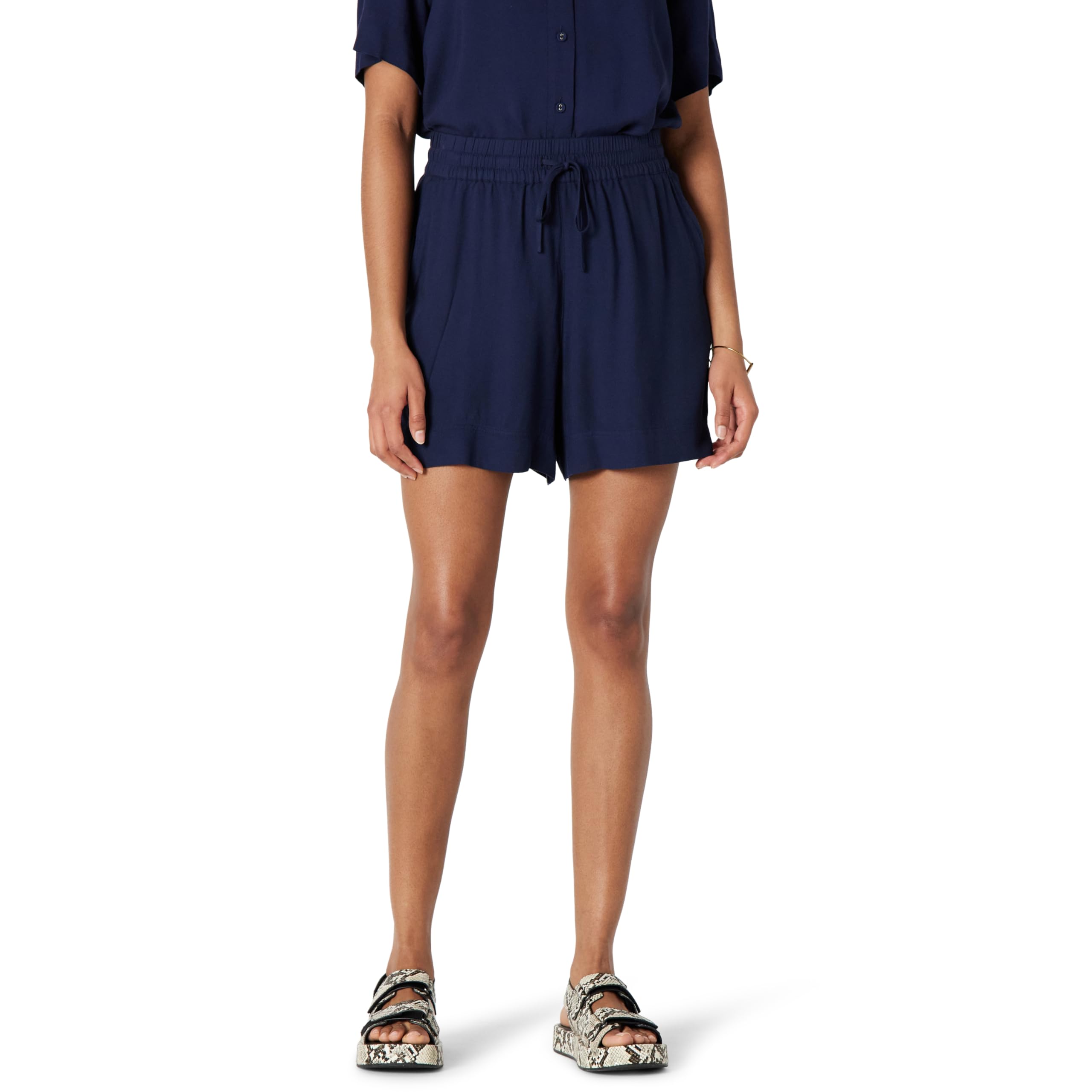 Amazon Essentials Women's High-Rise Relaxed-Fit Fluid Twill Pull-On Shorts (Shirt Sold Separately), Navy, X-Small