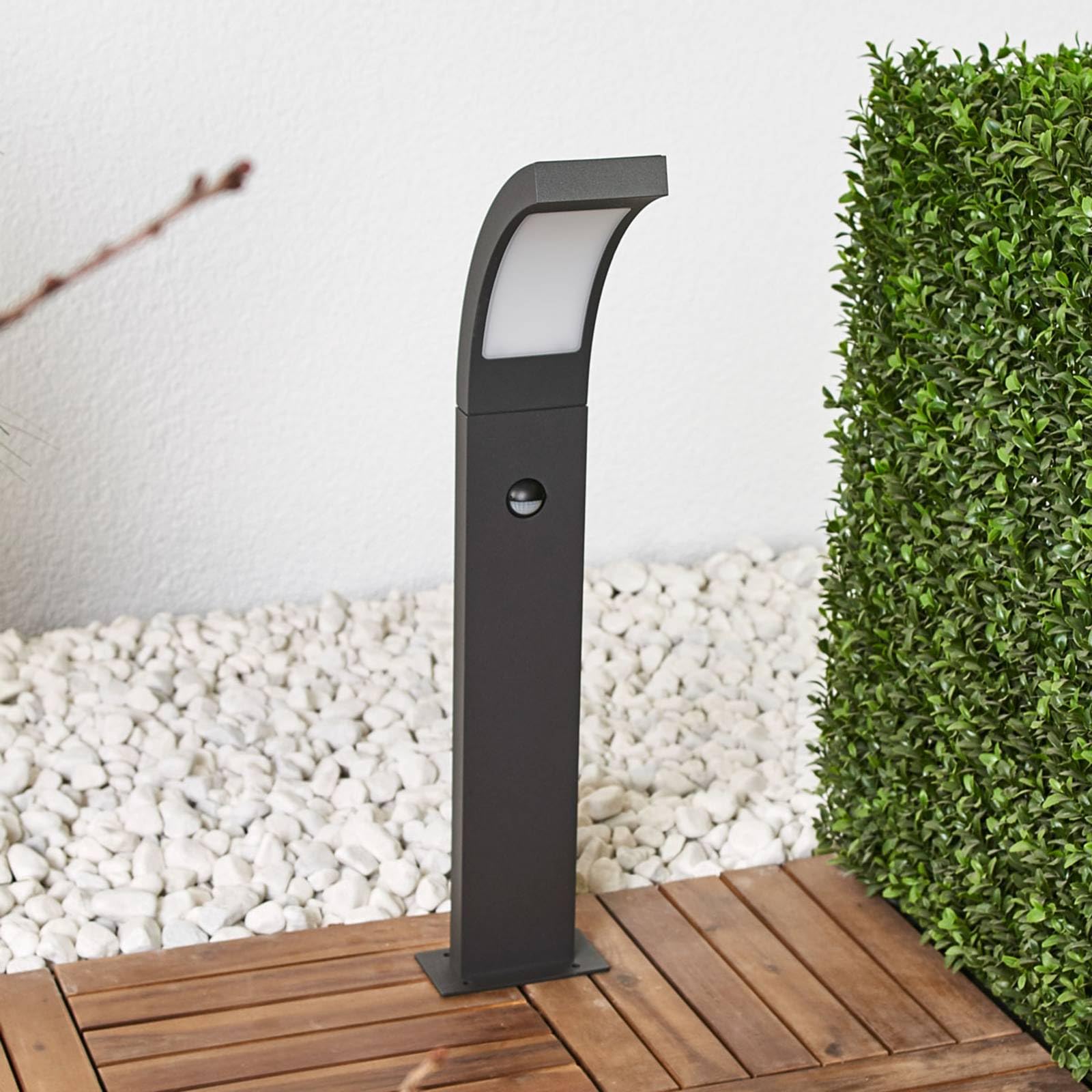 Lucande LED Wegeleuchte mit Bewegungsmelder, Pollerleuchte 60 cm Wegelampe Außenlampe Aussenleuchte Garten Gartenlampe IP54 Außenleuchte