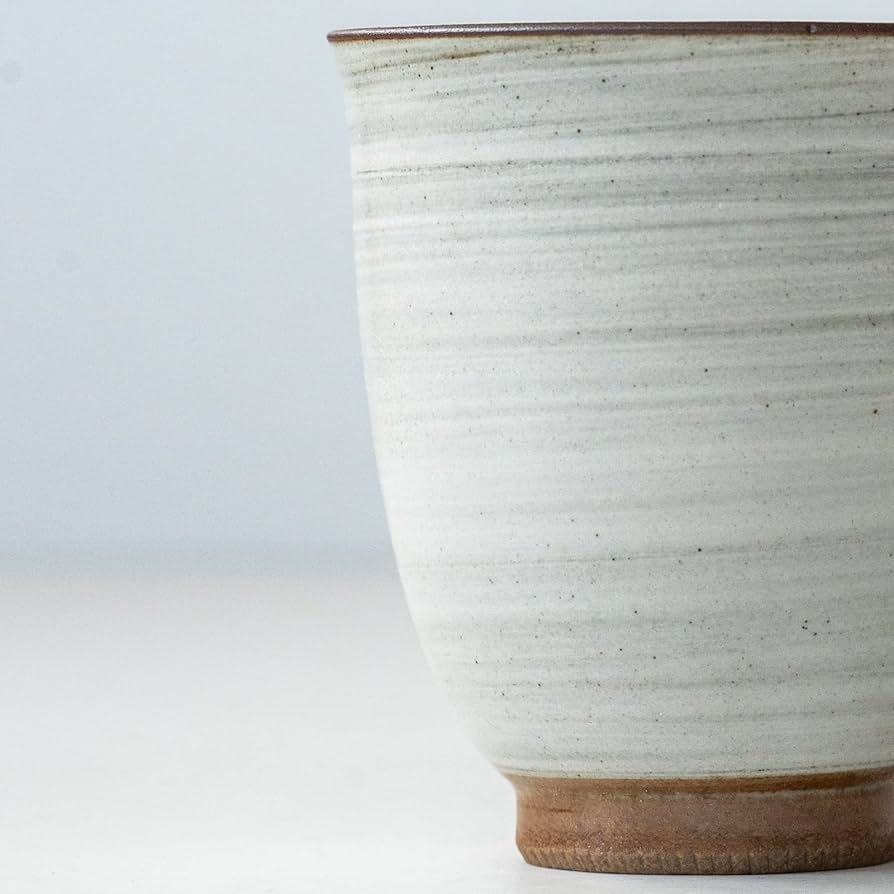 湯呑み。小西作。 湯呑み 湯呑 おしゃれ 陶器 磁器 2個 セット 八角 小さめ 有田焼