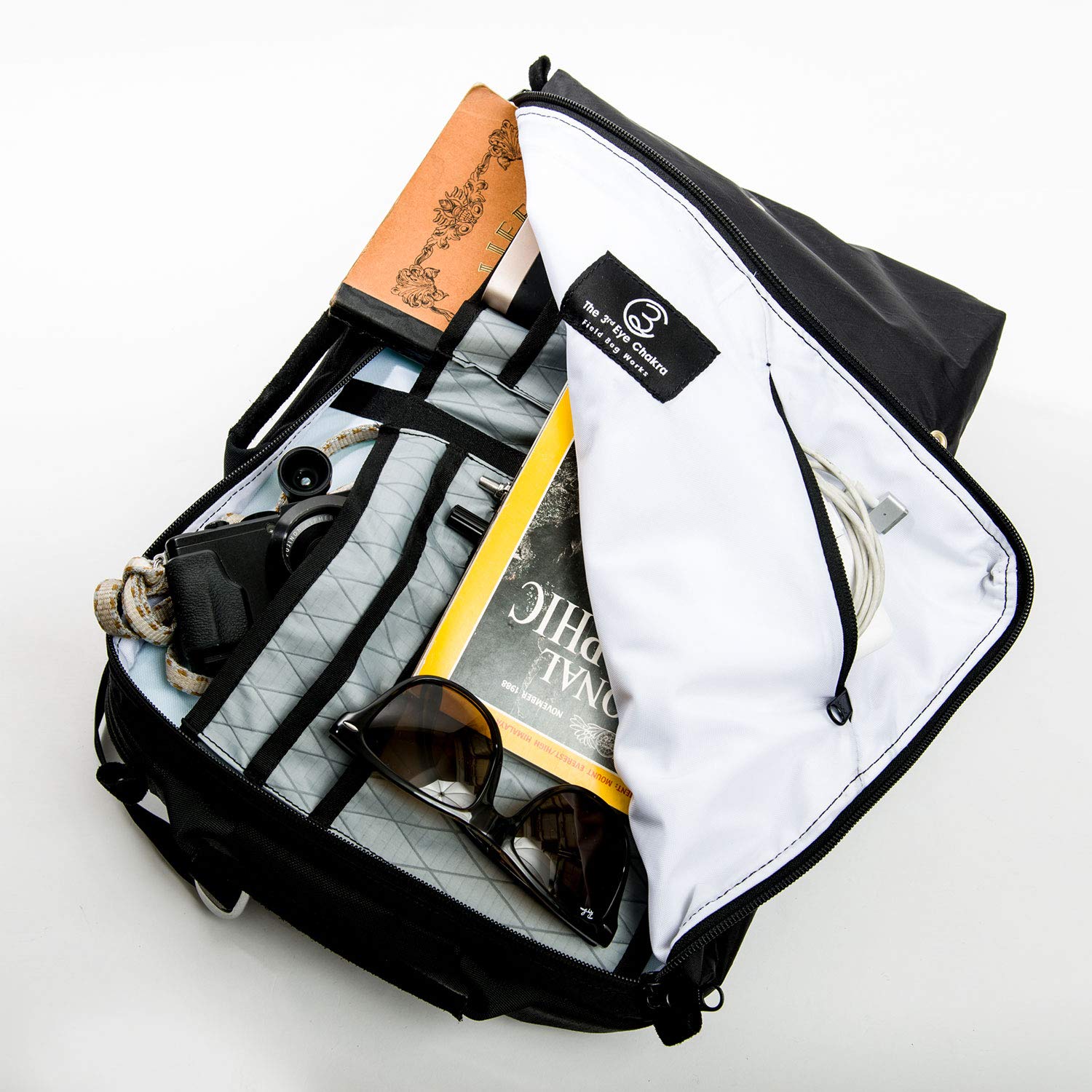 Amazon.co.jp: 【The 3rd Eye Chakra Field Bag Works】 The Tactic 